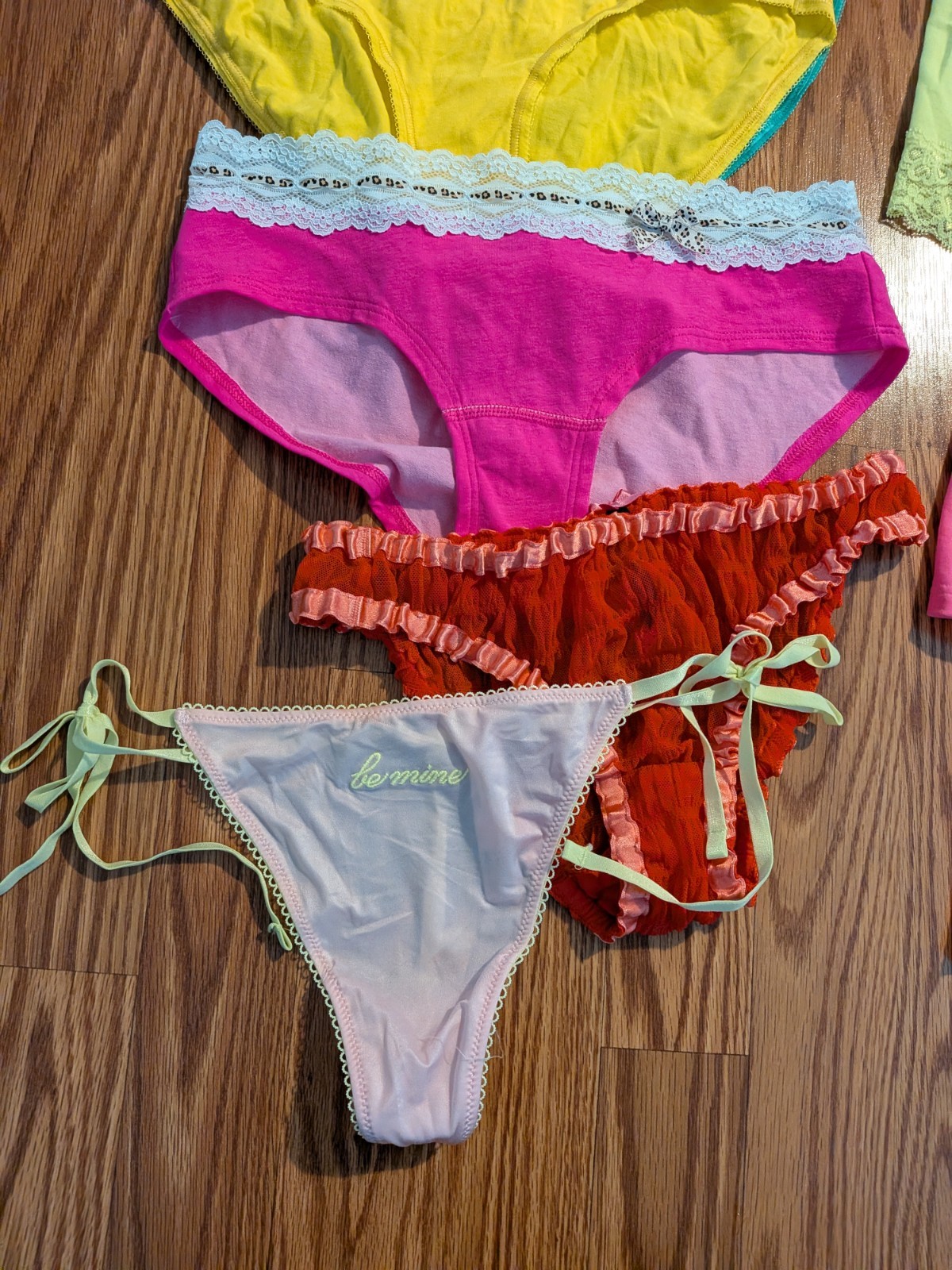 Mixed Lot of Vintage Victoria&rsquo;s Secret panties low rise boy shorts cotton sexy
