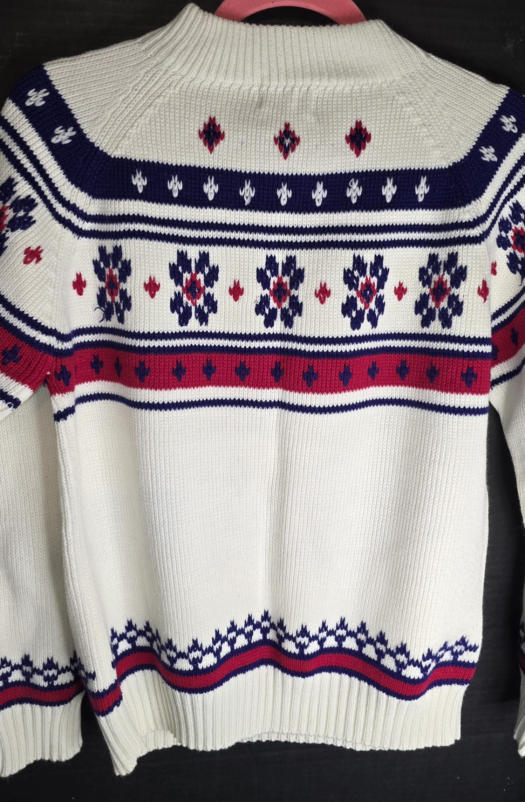 Vintage J. C. Penney Acrylic Snowflake Sweater Size Medium 70&rsquo;s-80&rsquo;s