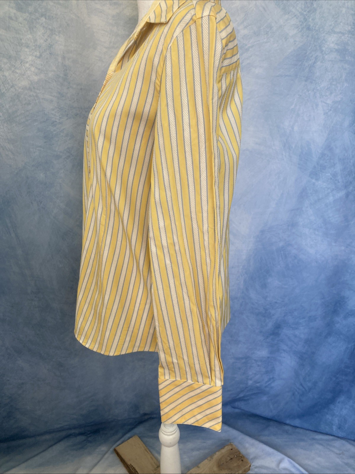 Vintage 1990s Handmade Striped Button Down Women Shirt Textured Dobby S/M Spring