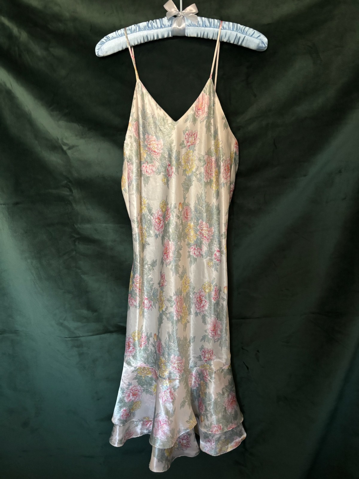 vintage satin material bias cut floral slip dress 🪷