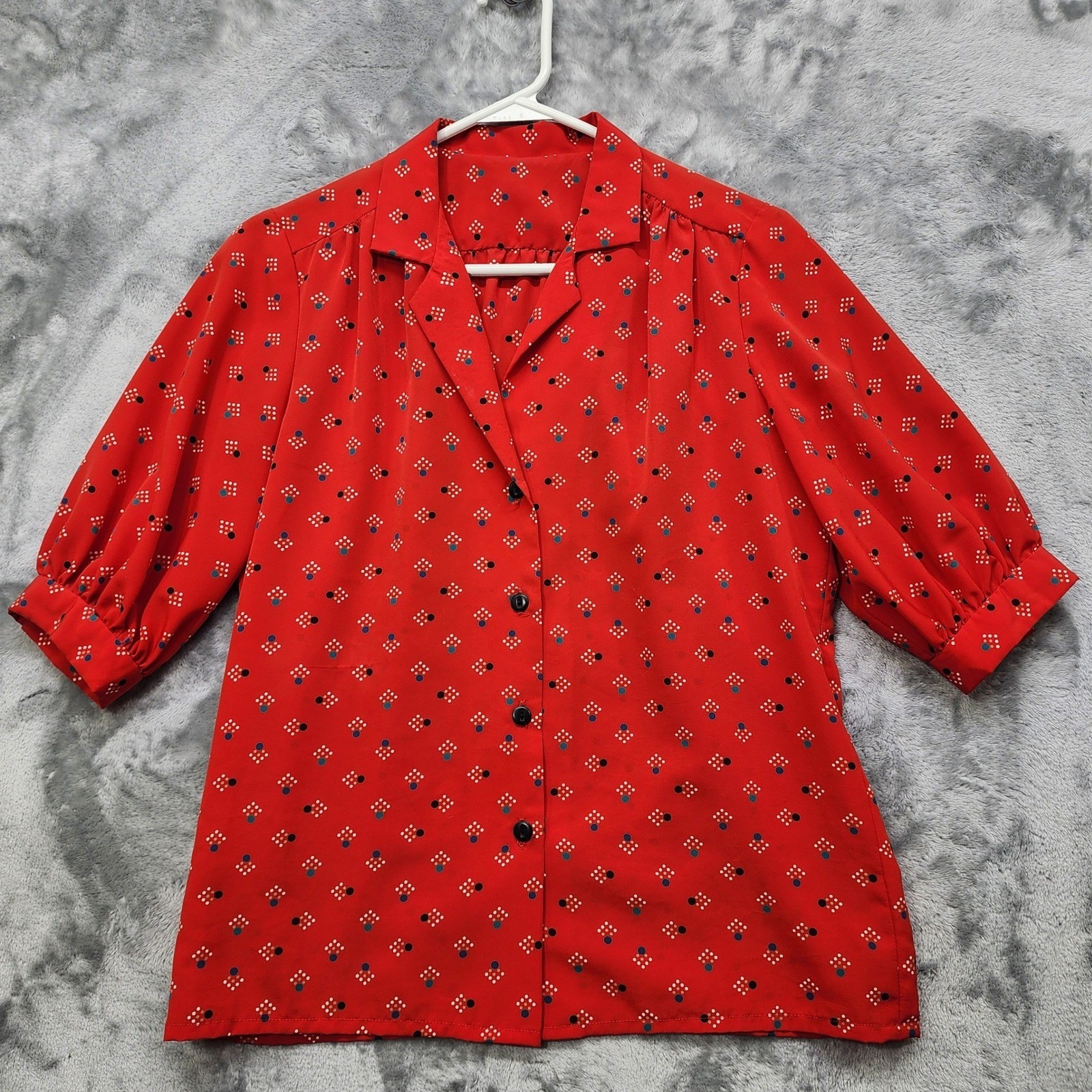 Vintage Top Womens M Red Geometric Print Short Puff Sleeves Button Down Blouse