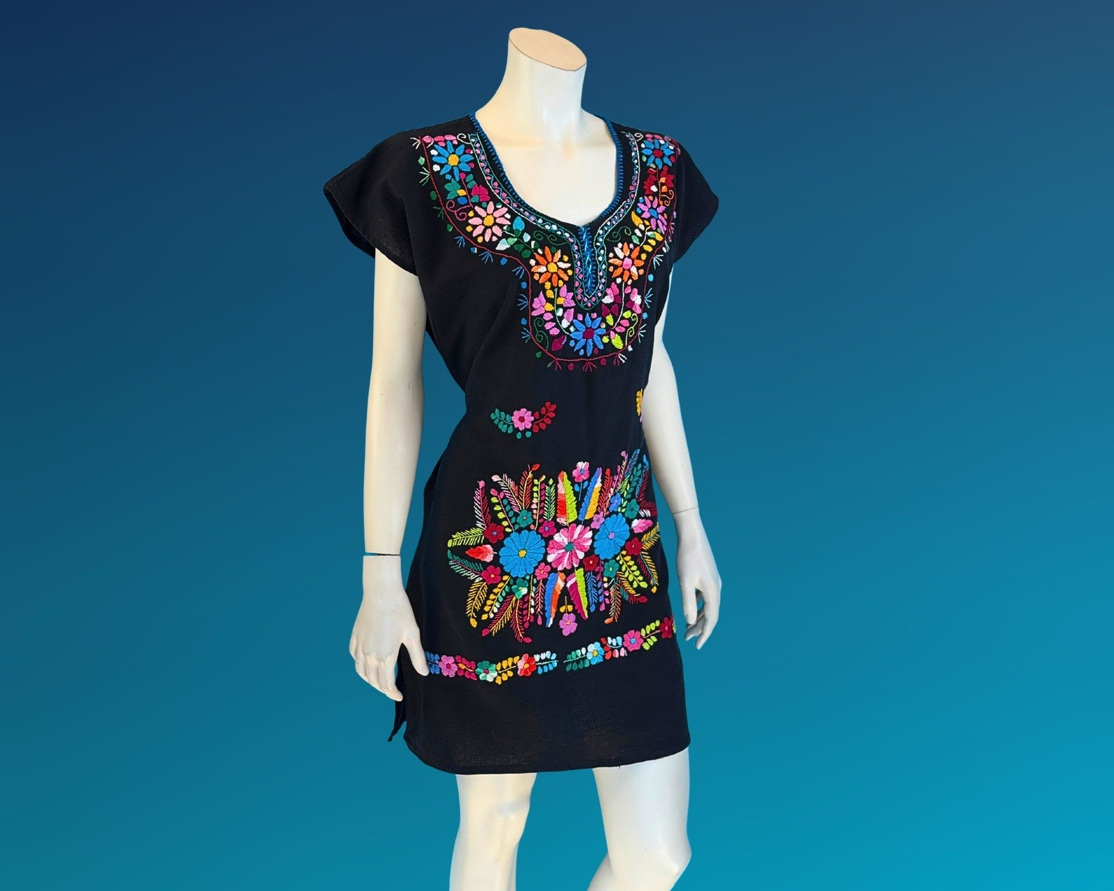 Vintage Mexican Embroidered Cotton Mini Hippie Folk Dress | M