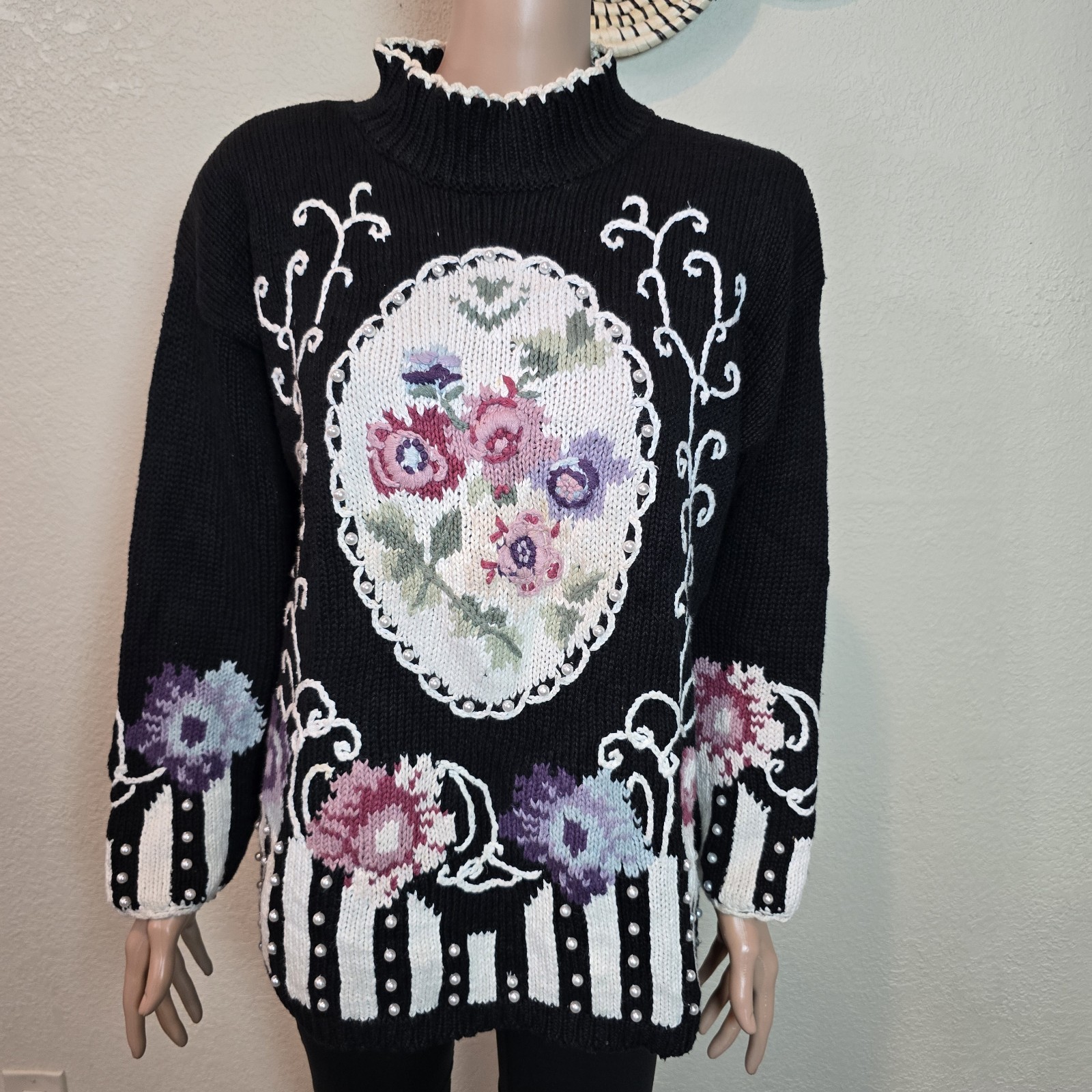 Cullinane Black Floral Pearl Beads Womens Knit Sweater Medium Cottage Core Vtg
