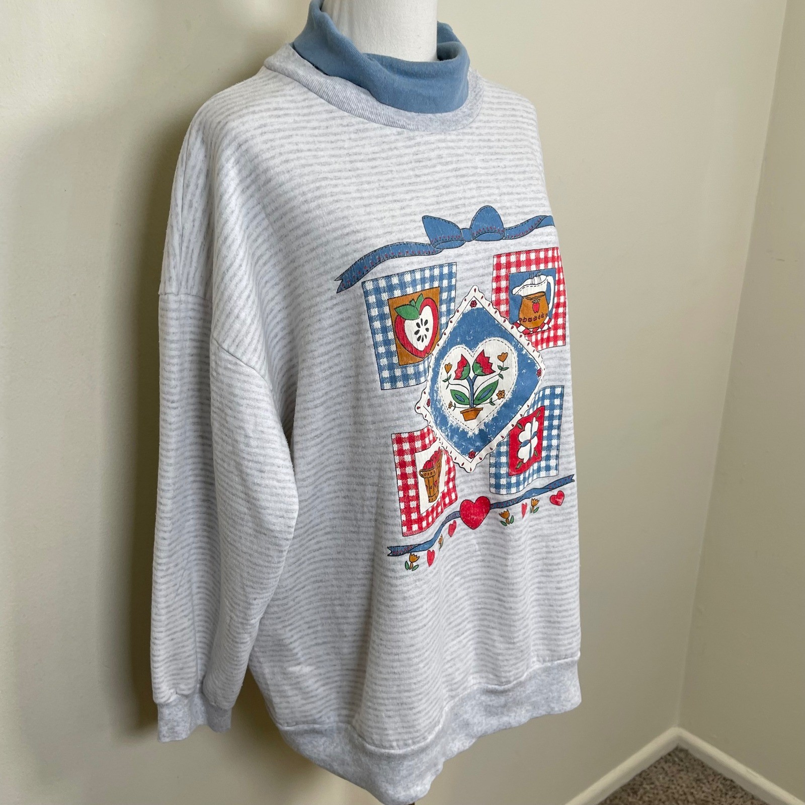 Vintage Separate Issue Sweatshirt XL Gray Cottagecore Mock Neck Hearts 80s