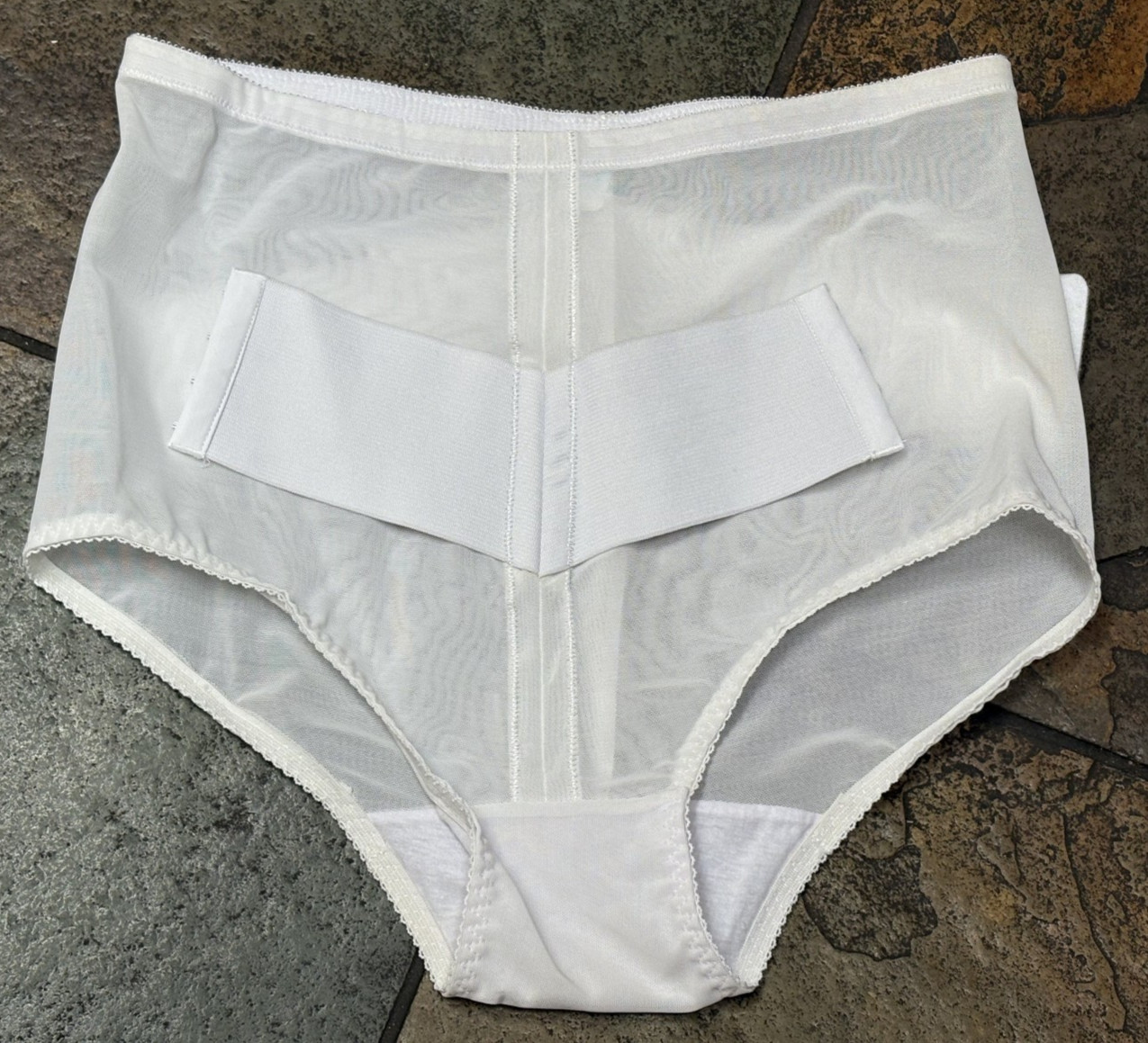 DREAM PRODUCTS Sz XL White Tummy Tucker Waist Cincher Brief Panties #8900G VTG