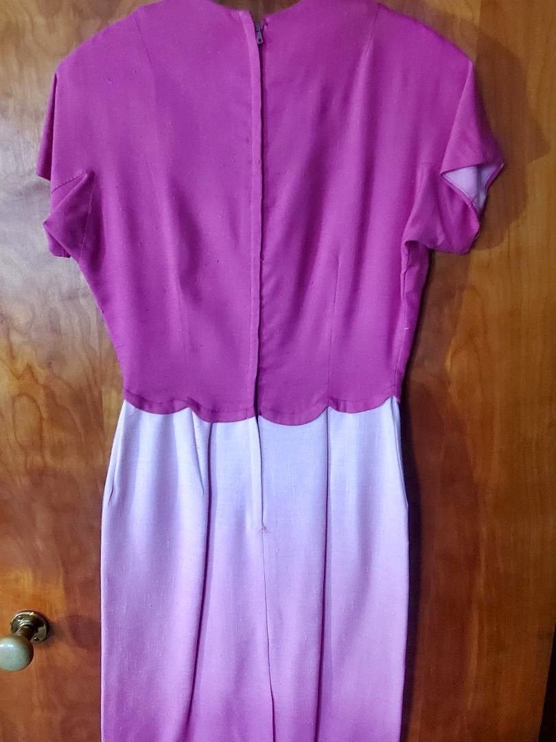 VINTAGE early 1960s special occasion dress, magenta/pink , Sz S, bridesmaid
