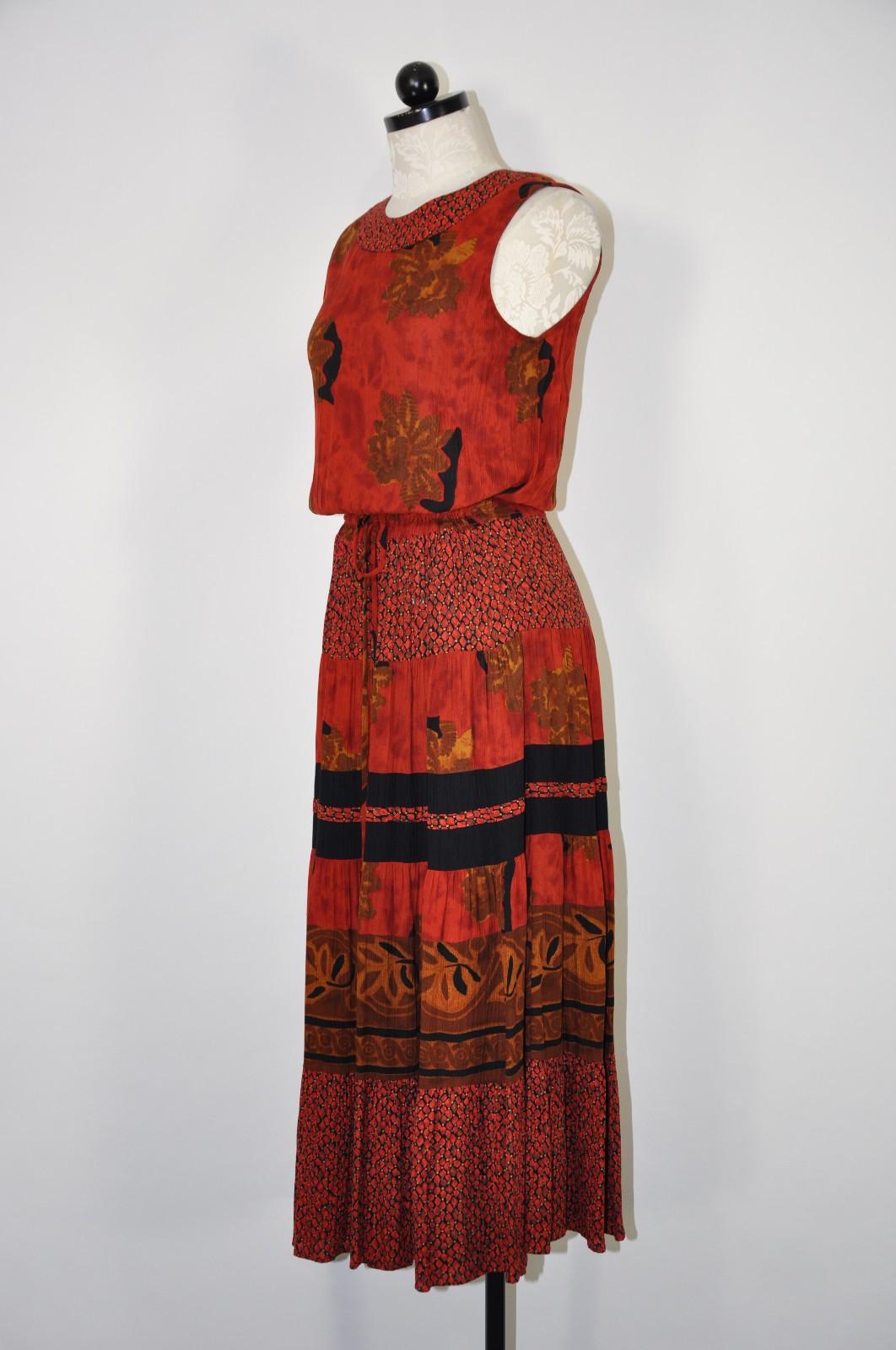 90s Vintage Rust Red Rayon Autumn Leaf Print Sleeveless Midi Dress Women S M