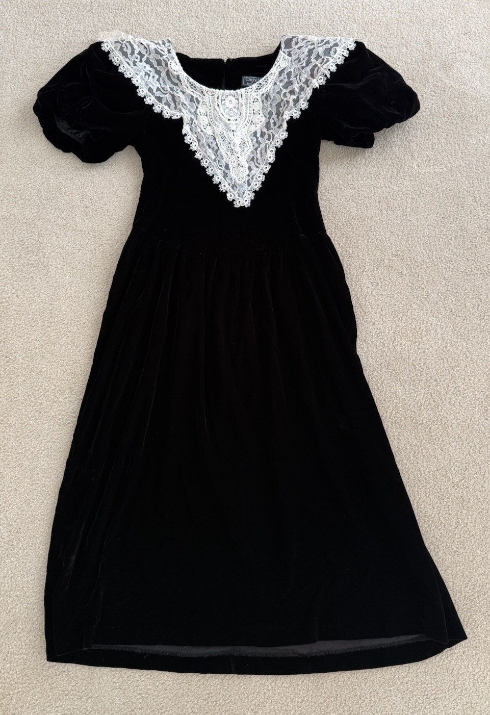 VTG SZ 13/14 Cachet Black Velvet lace Dress Puff Sleeve Victorian 80s Goth READ