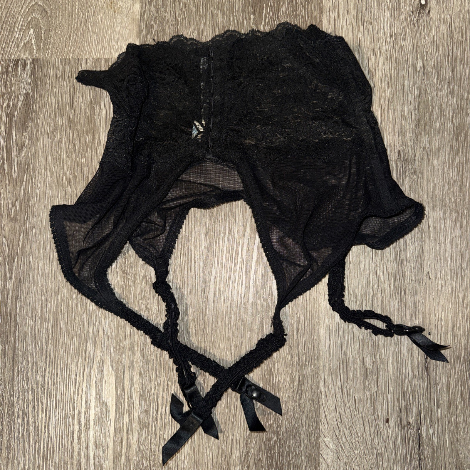 VINTAGE LILY OF FRANCE Black Lace Garter Belt SIZE S/M Bridal