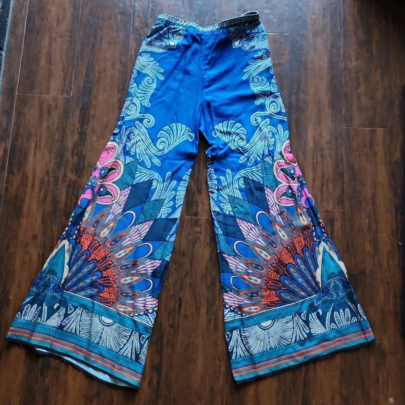 FLYING TOMATO BELL BOTTOM PRINTED BEACH PANTS SZ SMALL Inseam 32&Prime;