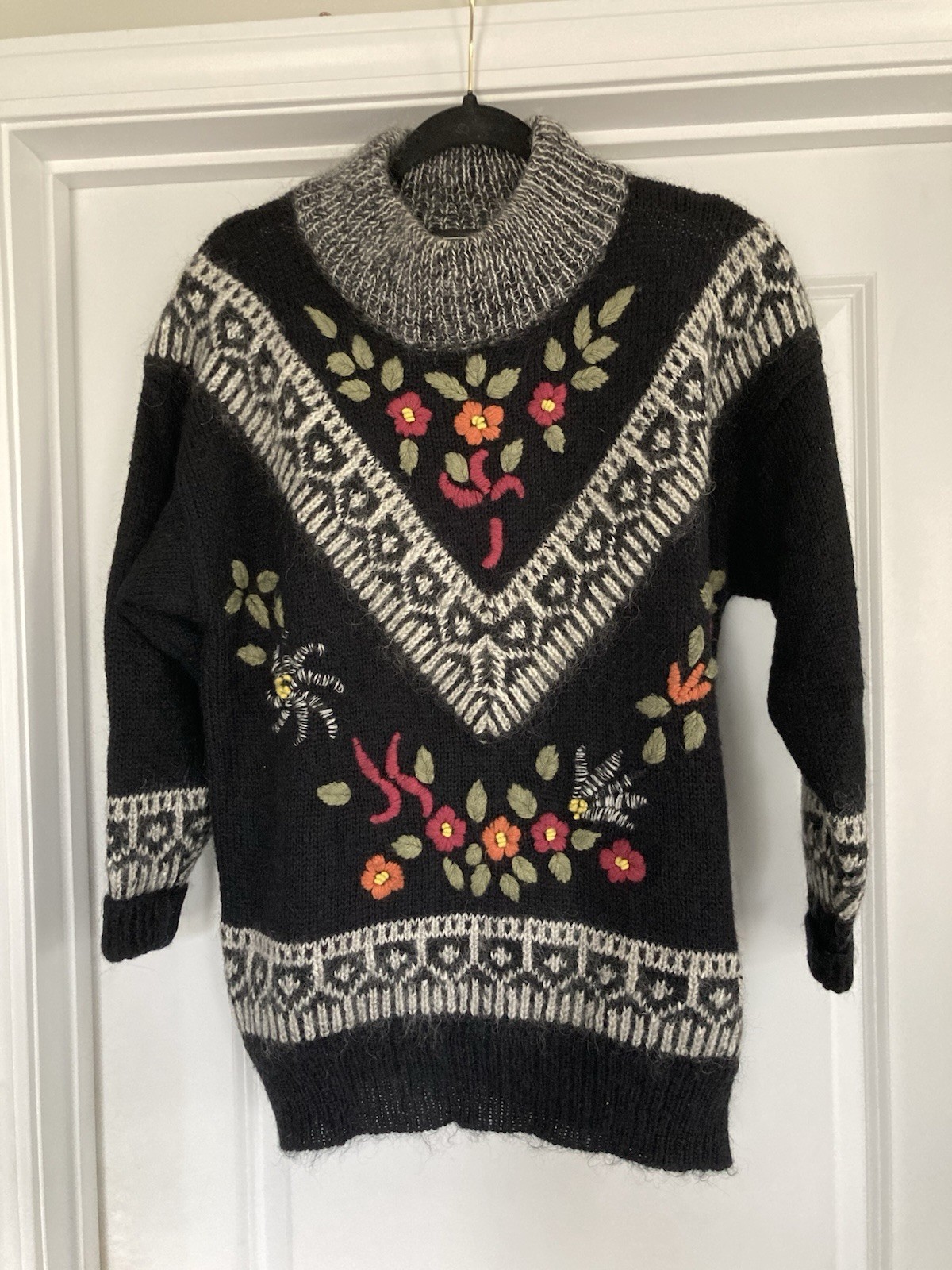 Rochelle California Women&rsquo;s Knitted Sweater Medium VTG 1980s Shoulder Pad Mohair