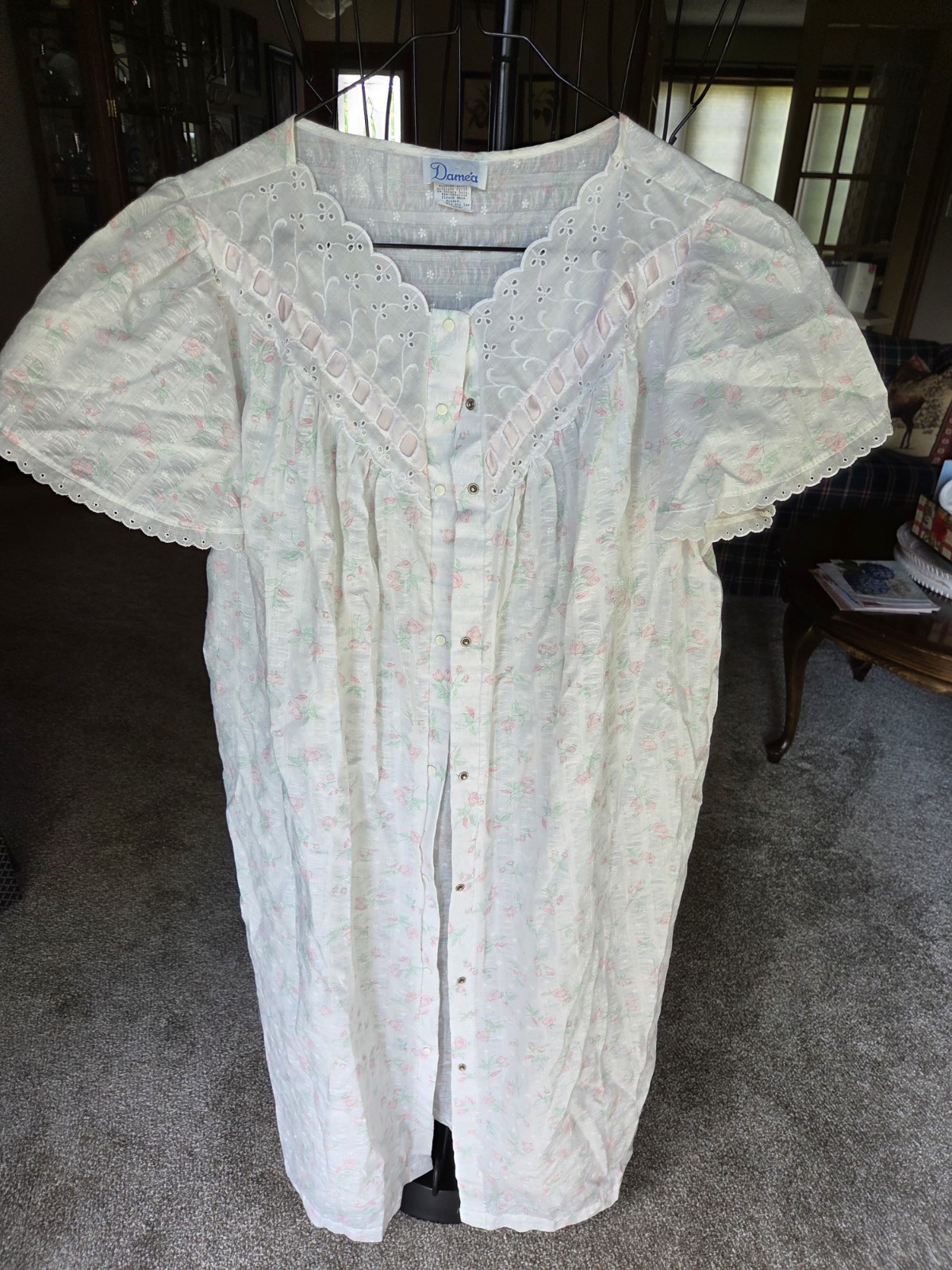 Vintage Damea Pastel Cotton Polyester Seersucker Housecoat w Snap Closure Sz L