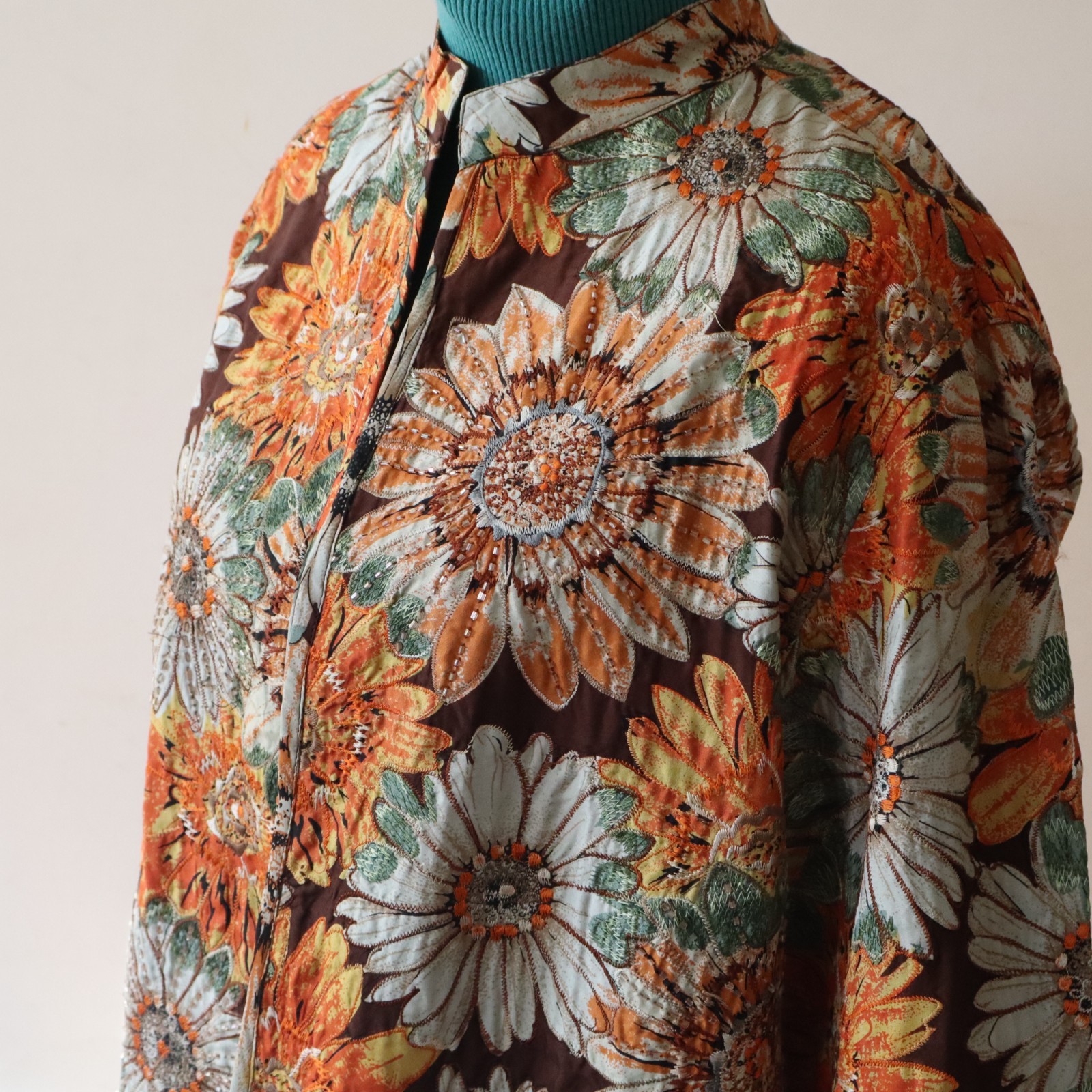 Vintage Embroidered Anu Jacket 100% Pure Silk, Orange, Gray, Brown Floral Sz Med