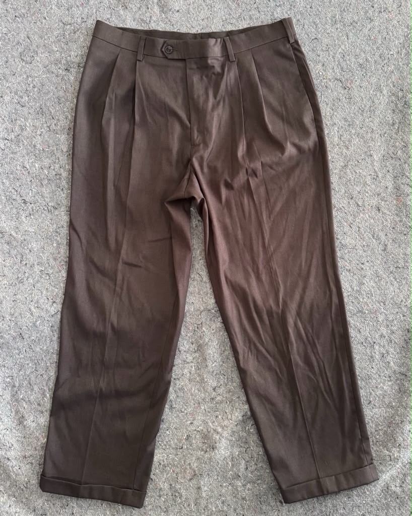 Savane Select Edition 38×30 Mens Dress Pants Brown Pleated Cuffed Trousers Y2K