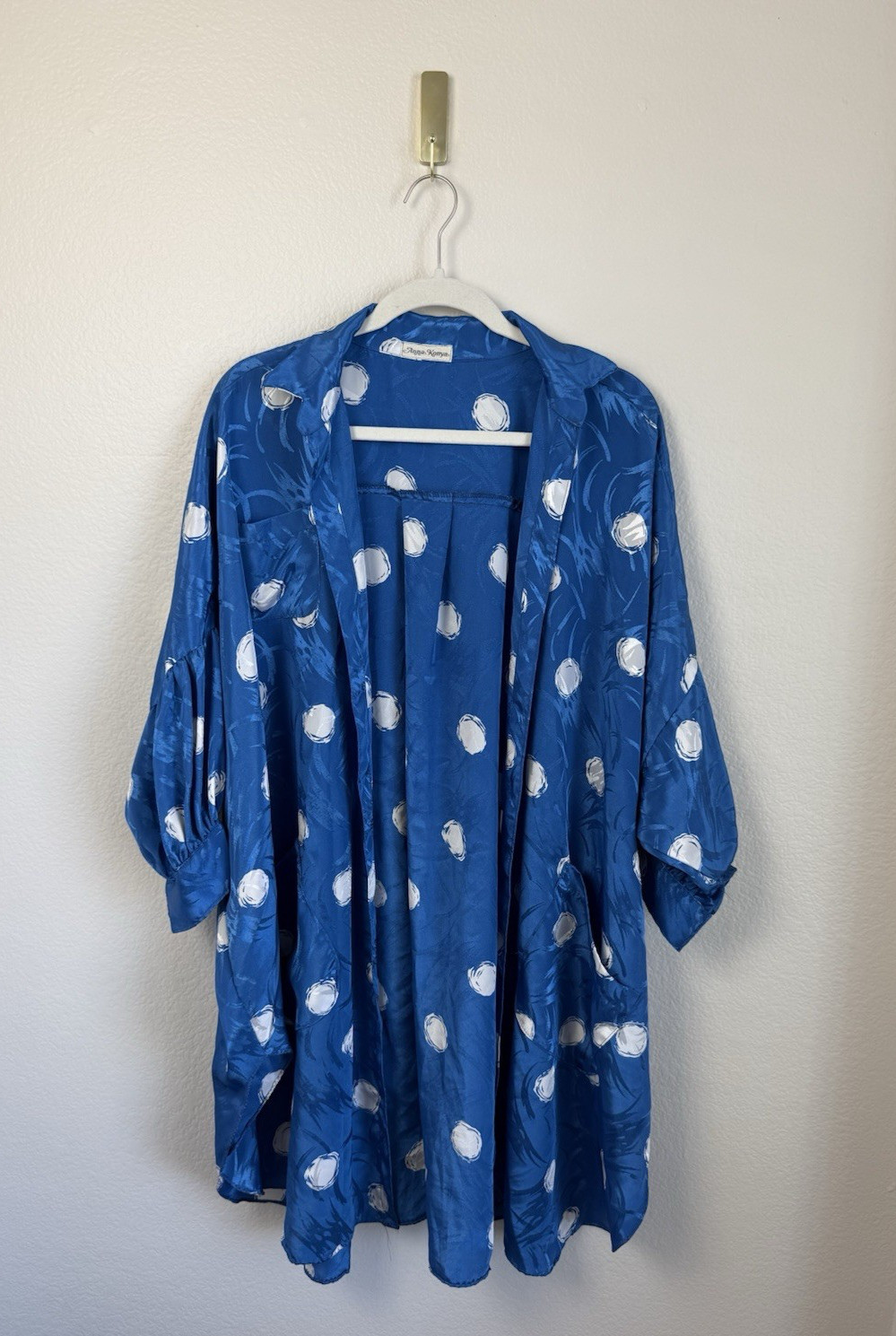 Vintage Anna Konya Kimono Blue Polka Dot Silk Womens One Size Dolman Sleeve Art