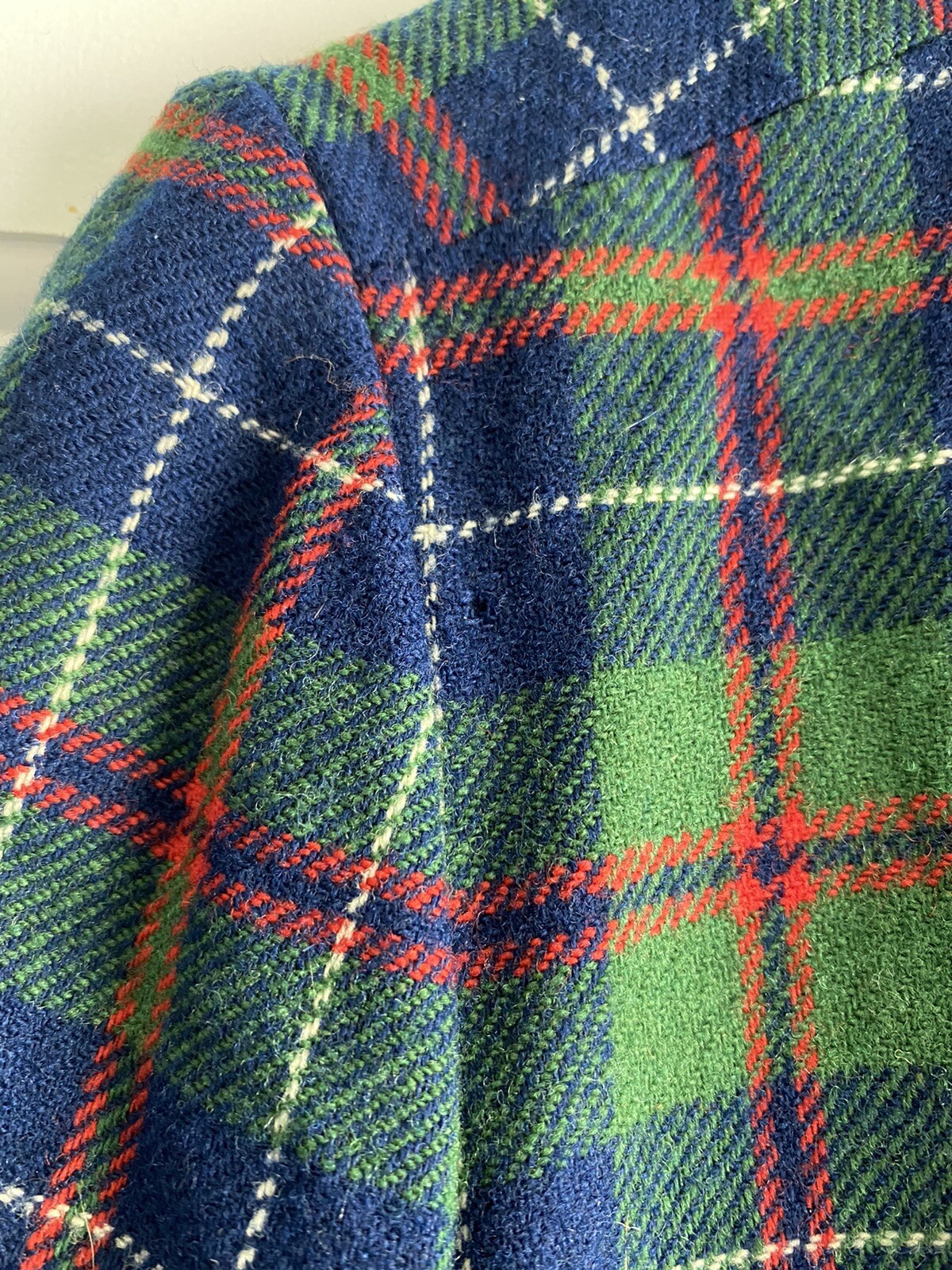 J61 Vintage Pendleton Wool Belted Dress Tartan Plaid Button Front Red Green 16