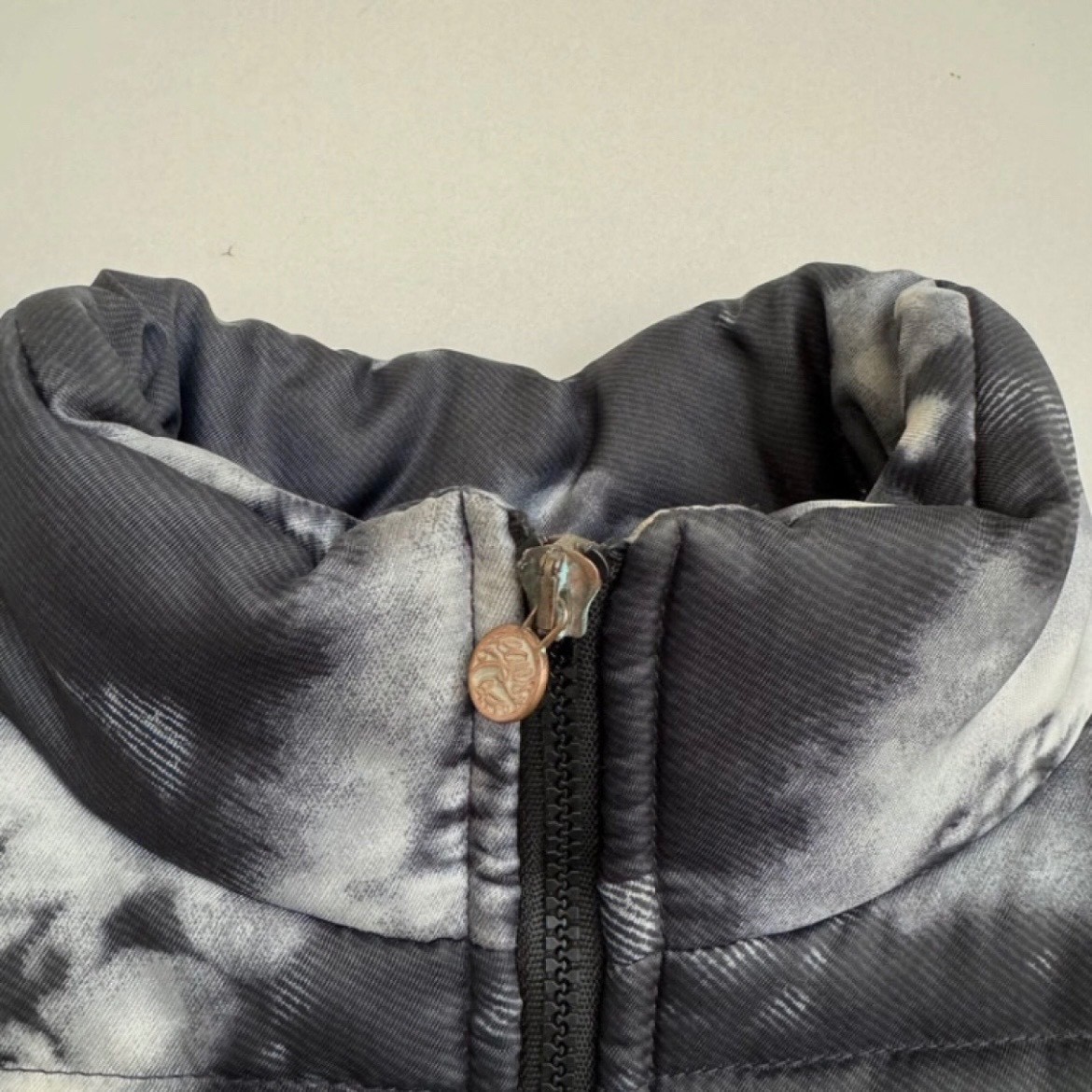 Vintage 1990s Christian Lacroix Puffer Jacket size women 38FR M/L US8 UK10 42IT