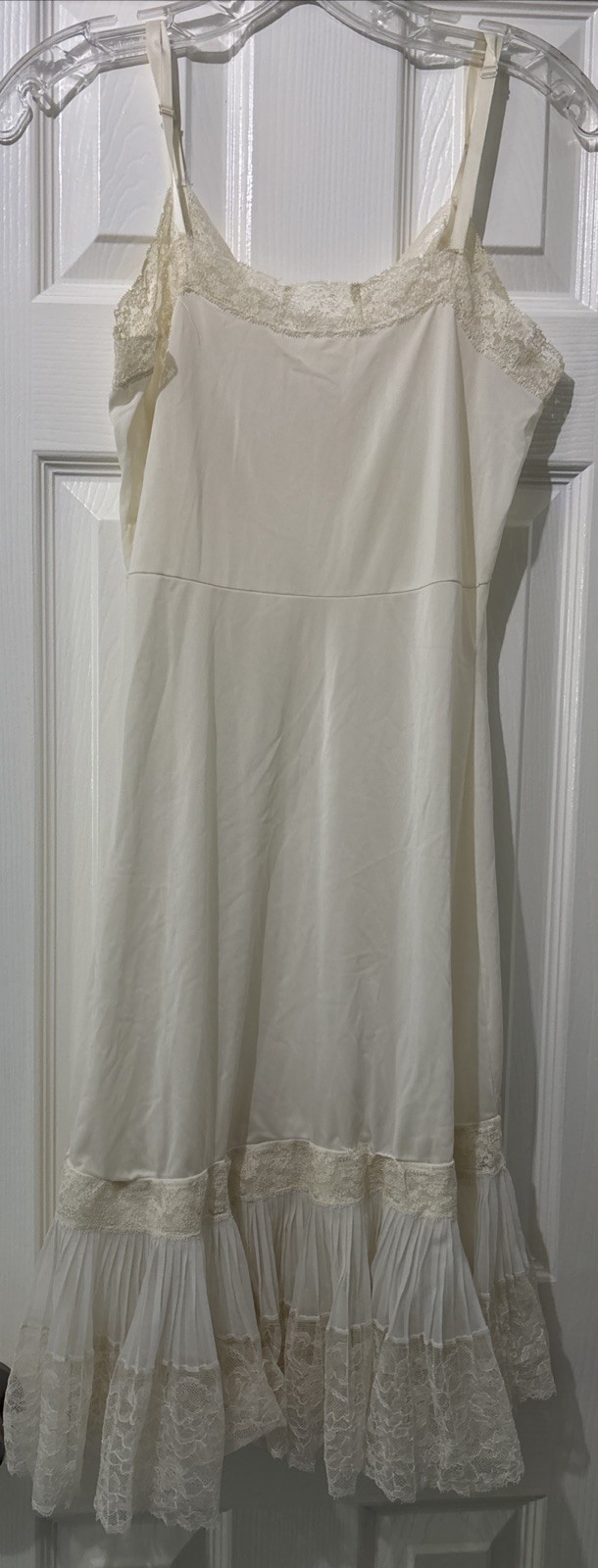Vintage Van Ralte Full Slip Dress Lingerie Ivory Lace Pleats Nightgown XS/S?