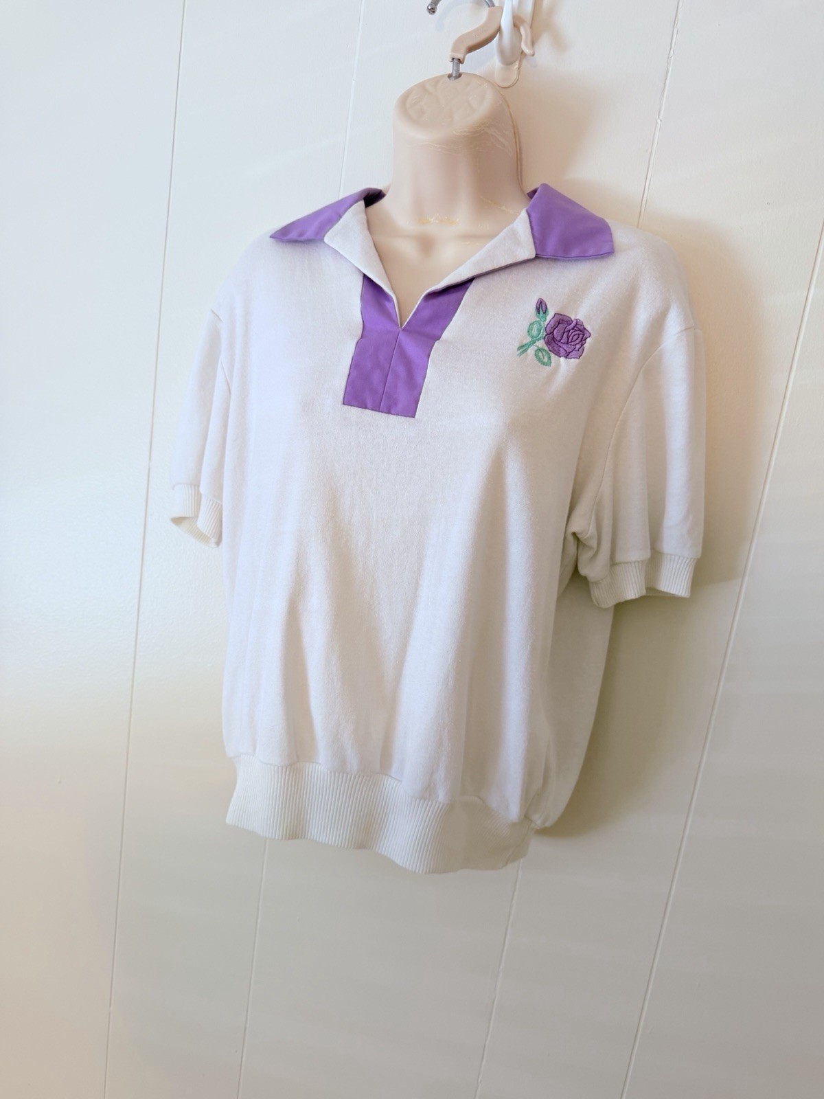 VTG 80s Active Attitudes Polo Sweatshirt Womens White Purple Rose Grannycore