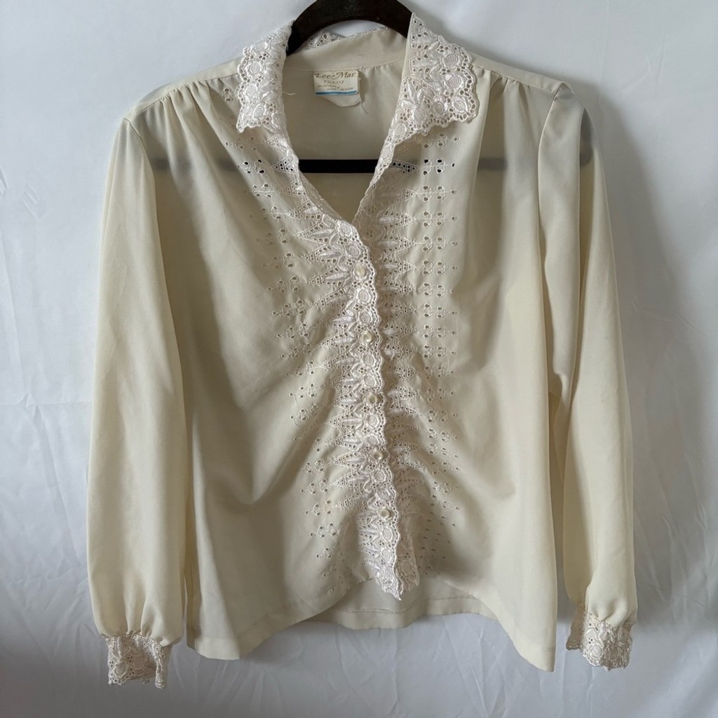 Vintage collared long sleeve eyelet blouse top cream cottage prairie regency