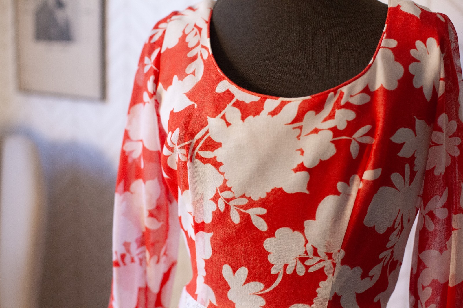Vintage 70s Unique Full Length Red White Cotton Polyester Lace Dress