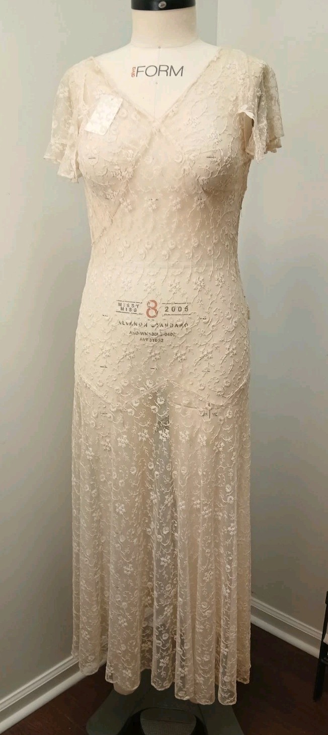 Vintage 1930s Silk And Cotton All Lace Gown