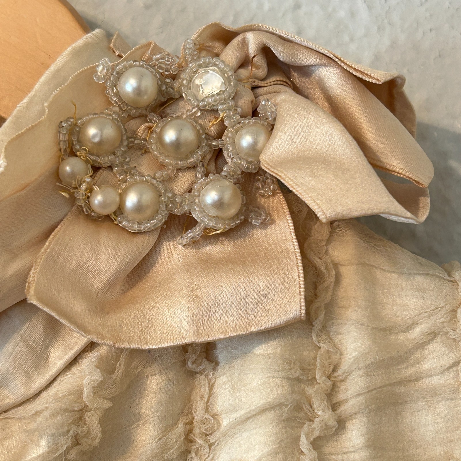 Antique Victorian Cream Silk & Green Dress Bodice Beaded Mutton Sleeve