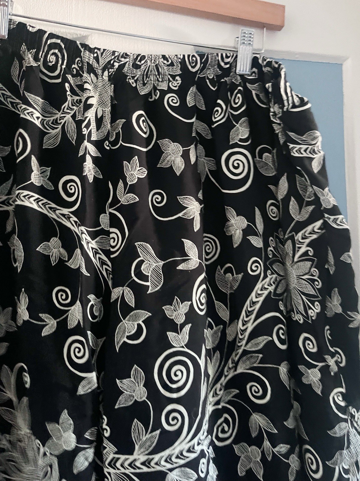 100% Rayon soft bohemian print David Dart plus size pants 3X Vintage 90’s