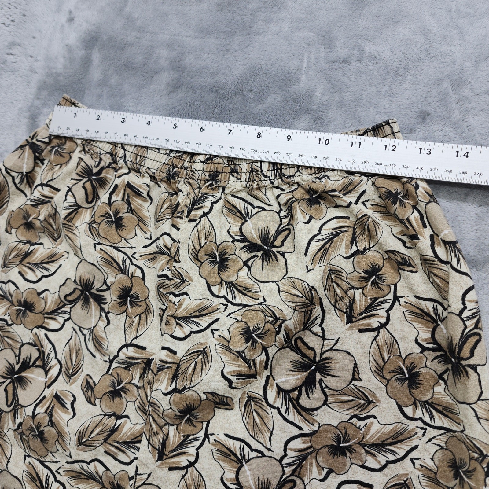 Vintage 80s Basic Editions Shorts Womens M Brown Floral Hawaiian Cotton Pull On