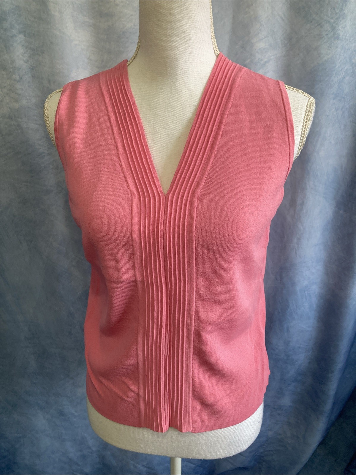 CC Hughes Vintage Sleeveless V-Neck Blouse Pink Pleated Rayon Blend Large EUC