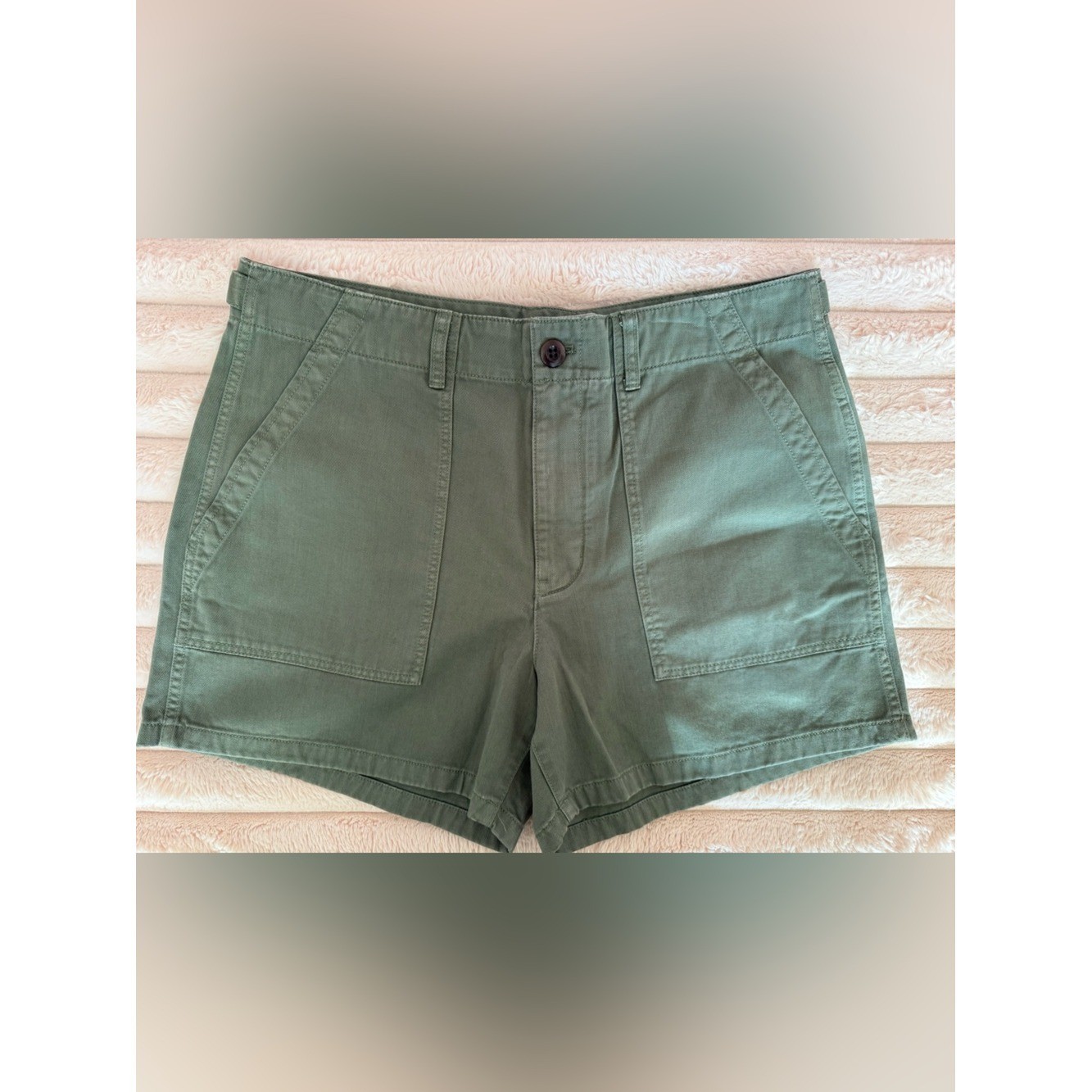 NWT Madewell The Perfect Vintage Fatigue Utility Shorts Olive Green Size 35/20