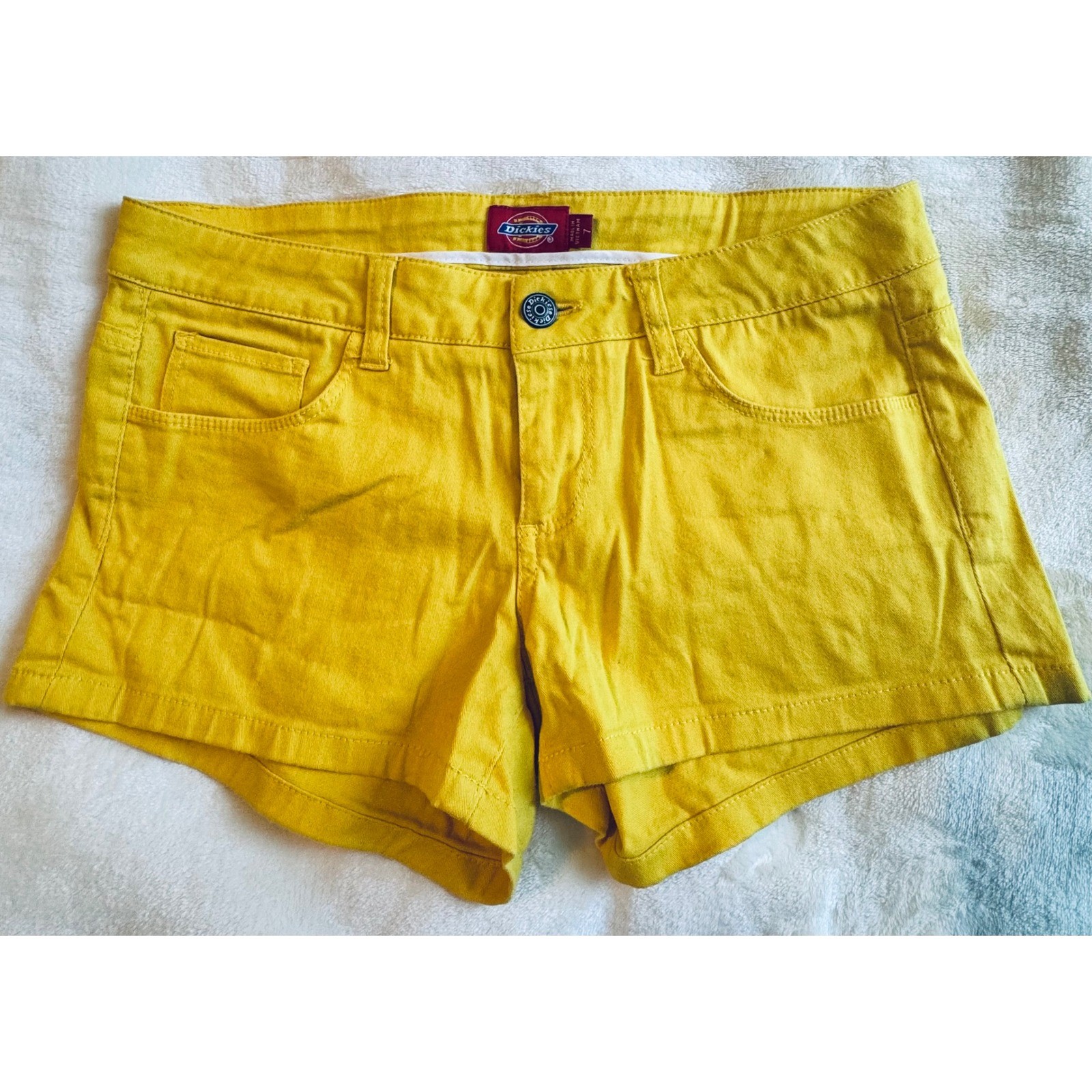 Vtg Y2K Dickies Girl Yellow Stretch Chino Mini Shorts Low Rise 2009 Skater Indie