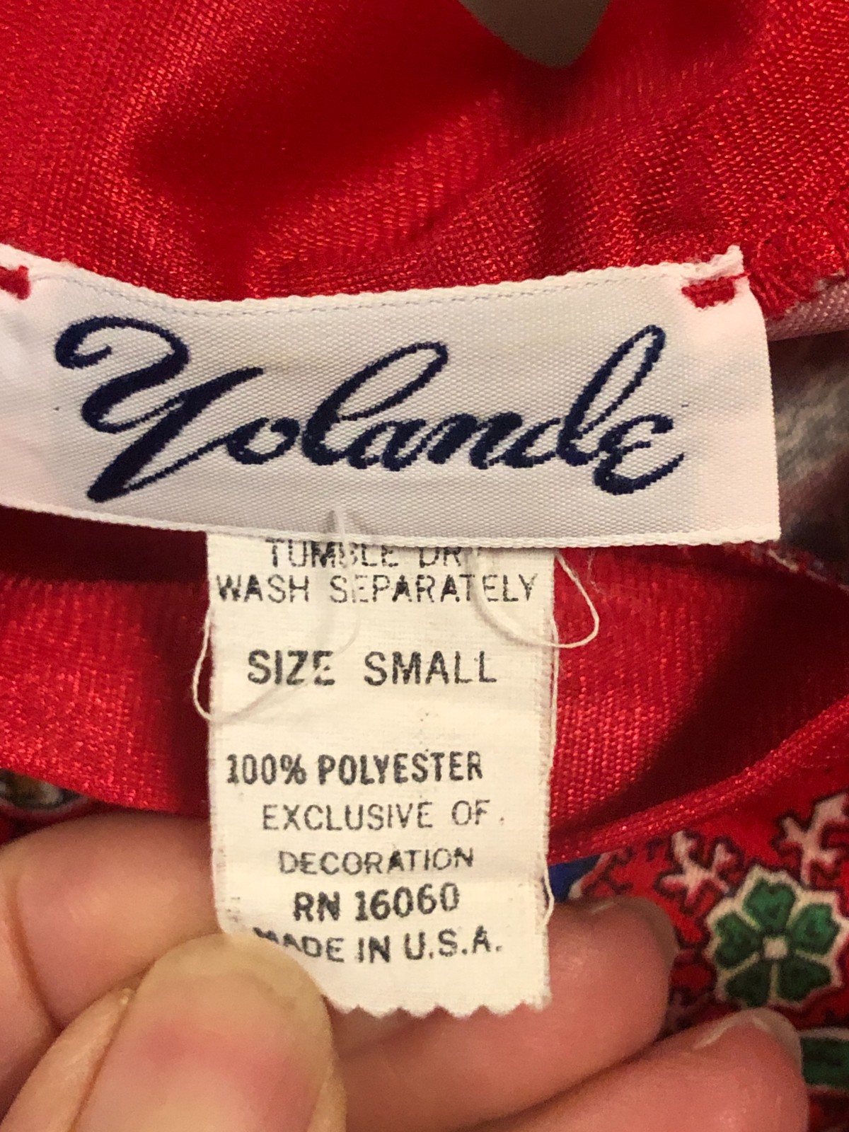 Vintage 70s Yolande Pullover Satin Blouse Size L/XL Paisley Top Bohemian Soft