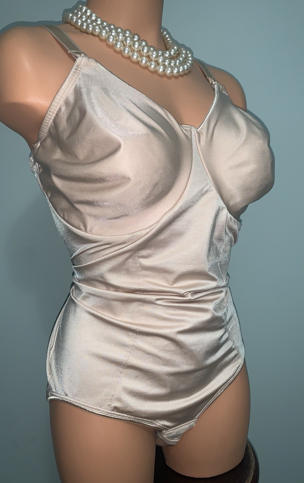 VTG Glossy Stretch satin Bodybriefer All-In-One Girdle Bodysuit 40DD Shaping