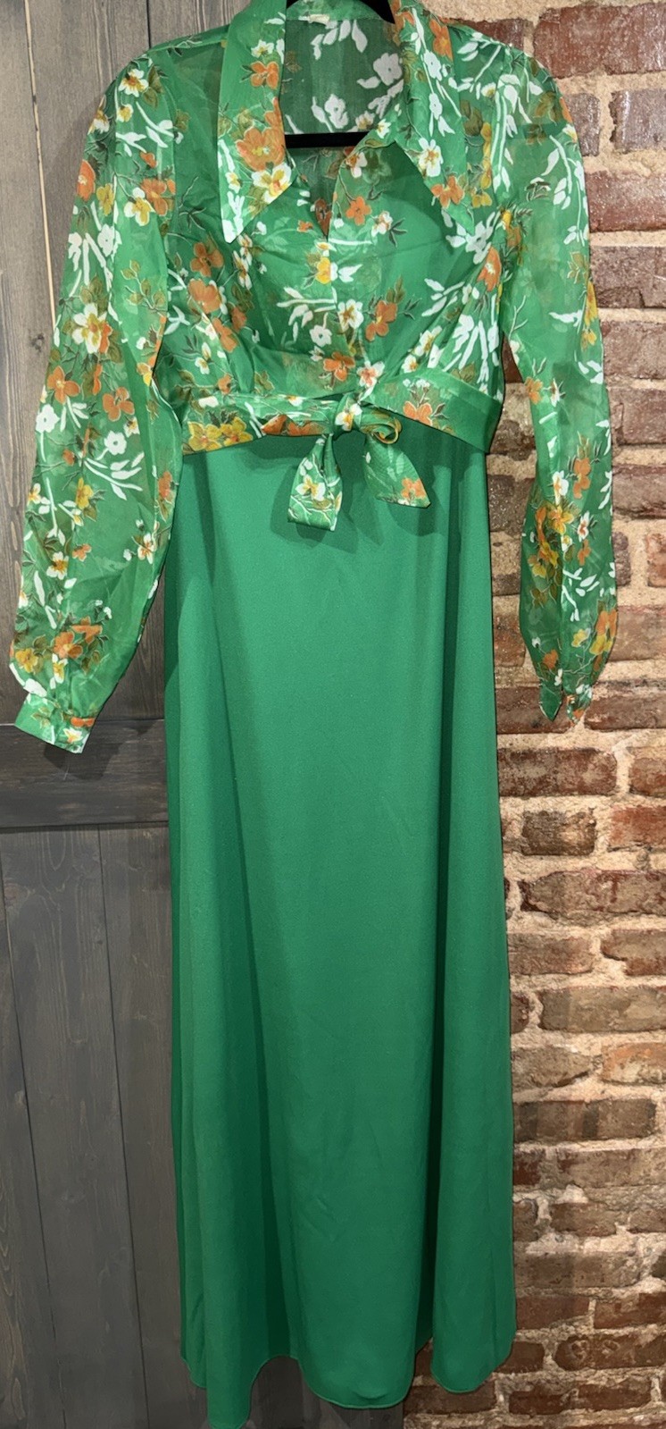 Vintage 1970s Emerald Green Hostess Maxi Gown Floral Sheer Bolero Jacket EUC