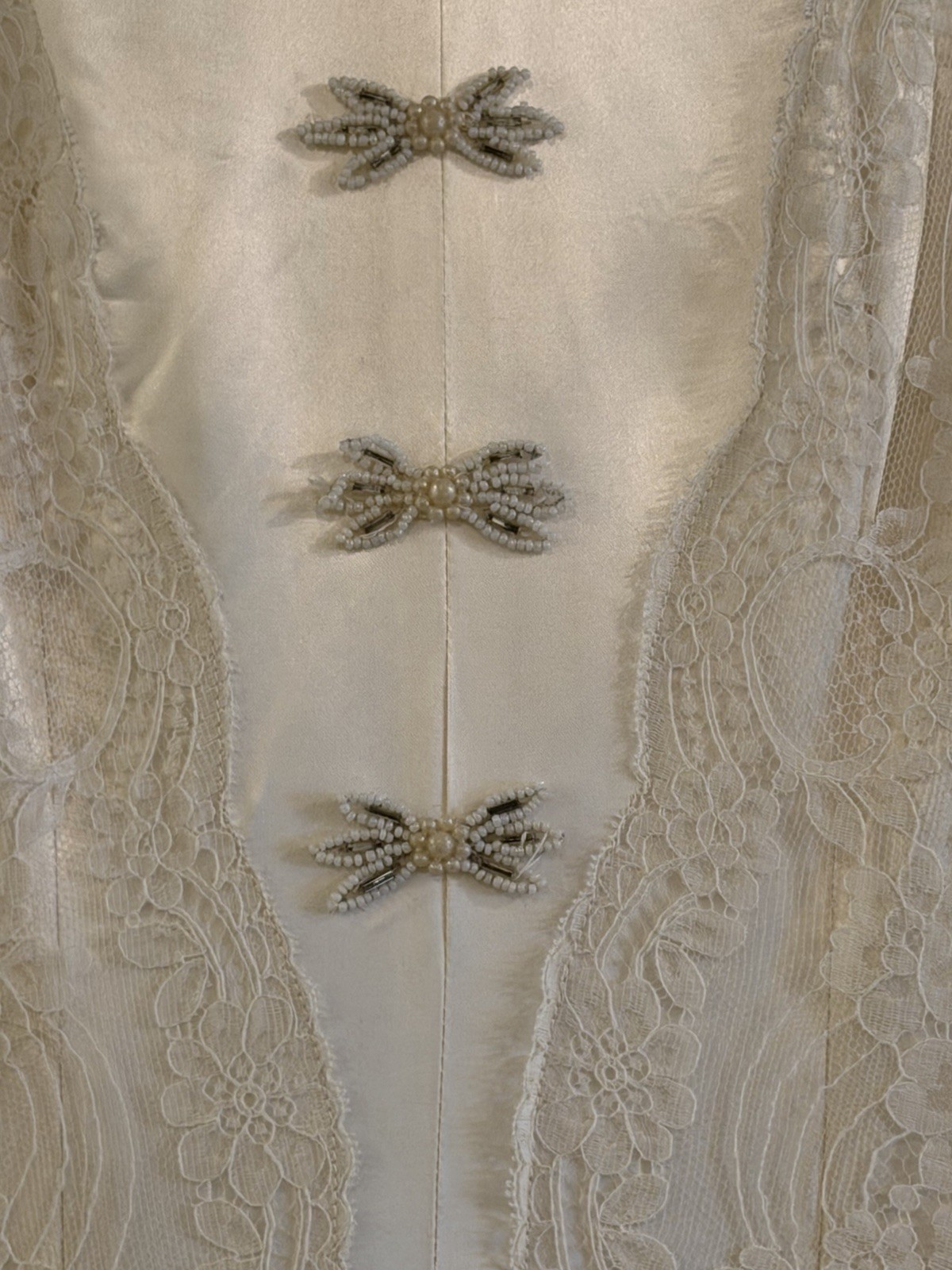 Vintage 1940s Wedding Dress, Liquid Satin,Ivory, Long Dramatic Train, Lace