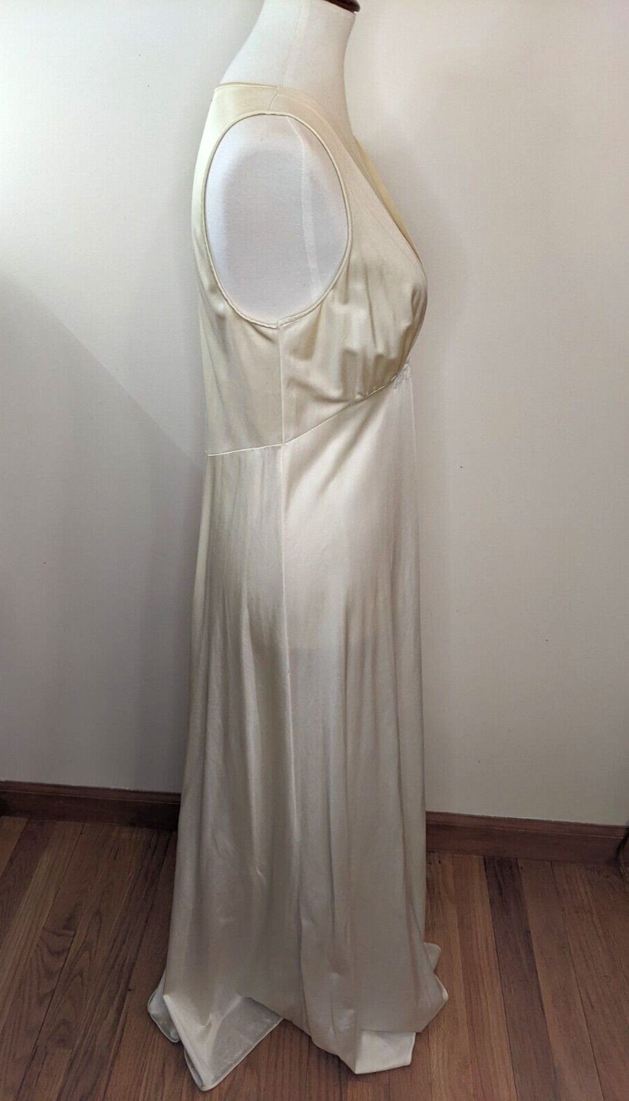 Satin NIGHTGOWN Size Medium Greek Goddess Pale Yellow Nylon with Bust Applique