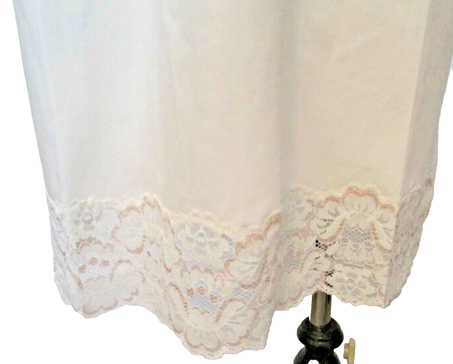 Evan-Picone Non-Stretch Slippery Polyester 25.5&Prime; Half Slip Petticoat S USA made