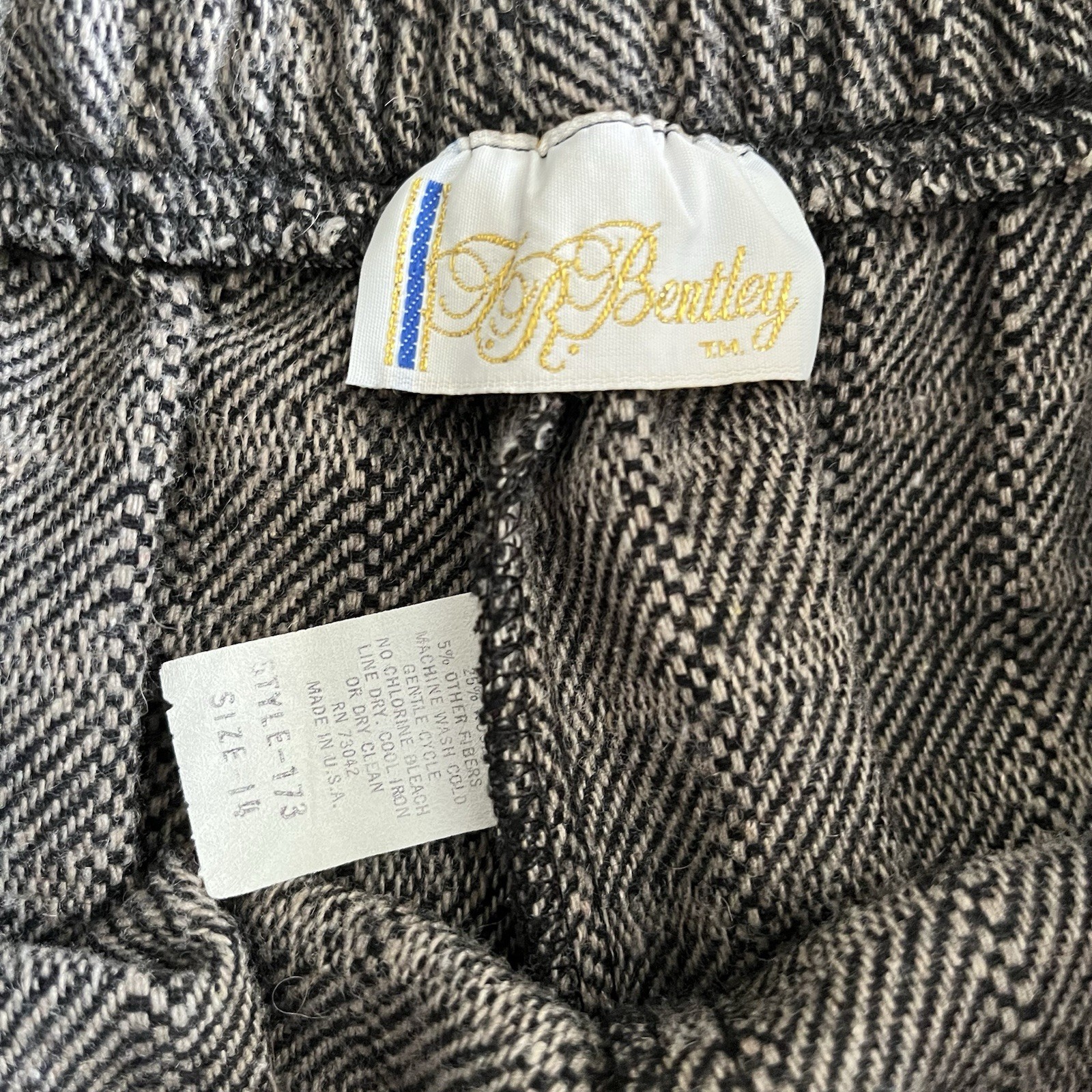 Vintage DR Bentley Tailored High Waisted Gray Black Pants Poly Blend Size 14