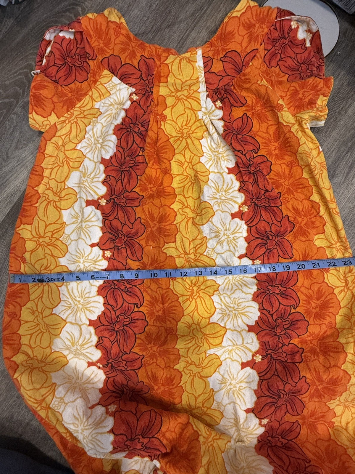 Vintage 70s PACIFIC ISLES Hibiscus Floral Hawaiian Barkcloth Muumuu Maxi Dress
