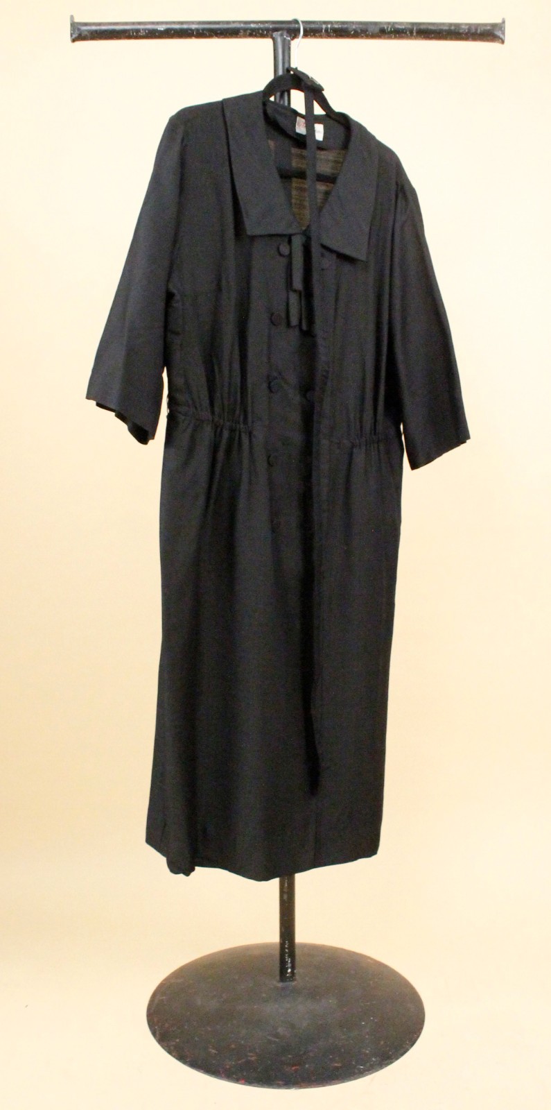 1950s Vtg Black Plus Size Volup Collared Sailor Button Dress Goth Pin Up 1X B48&Prime;