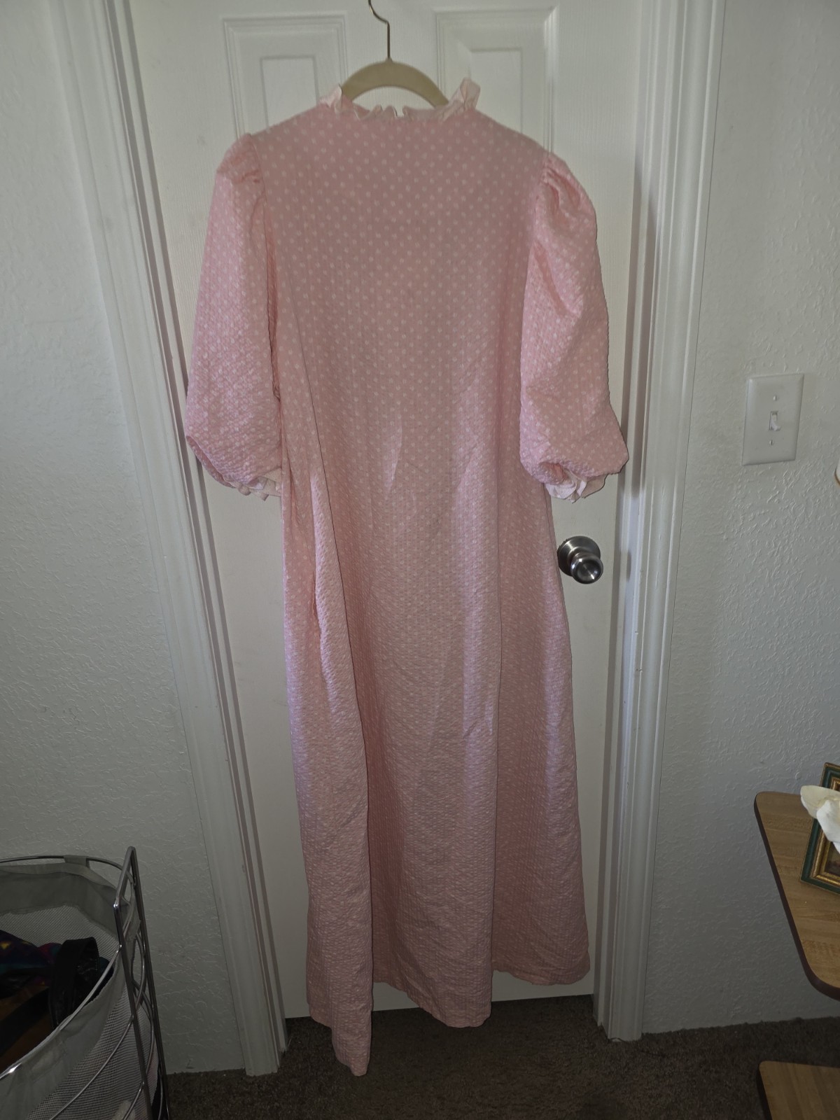 Vintage Miss Elaine Ruffle Pink Floral Nightgown (Medium)