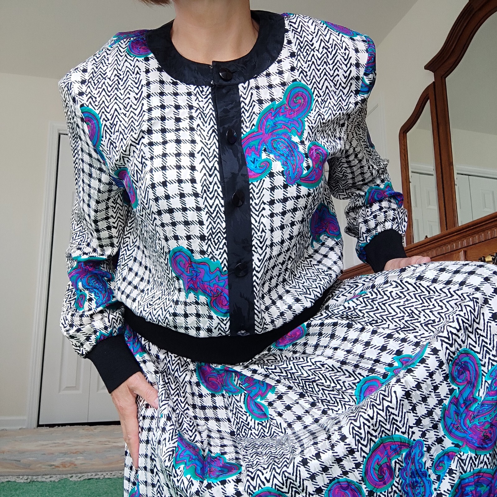 🎄🎁VTG Silk 💯 2 Piece Set Bomber Jacket & Pleated Skirt Sz 12 Check & Paisley