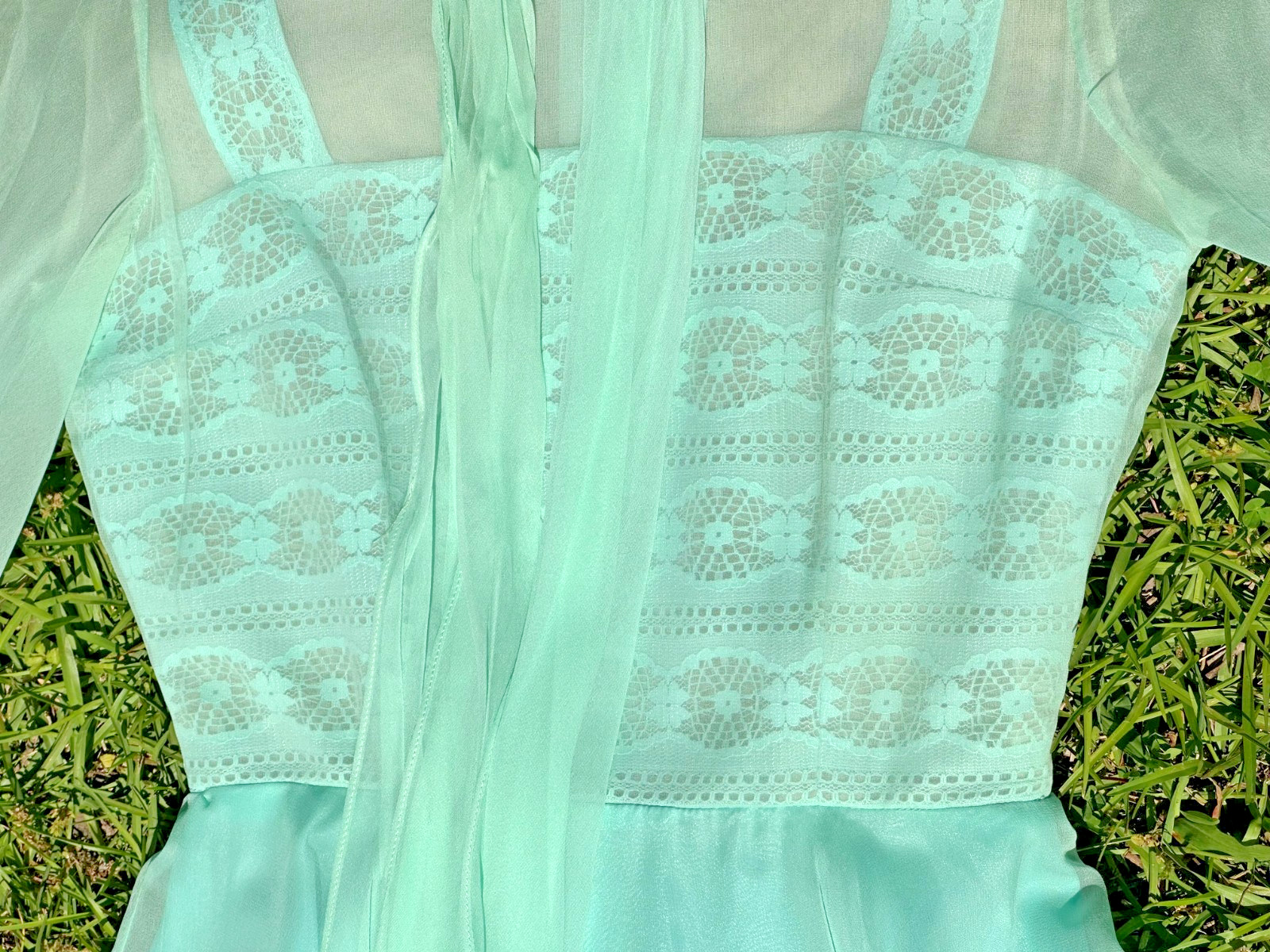 VTG Mardi Gras 1950s Hostess Mint Green Chiffon Formal Dress, Flowy