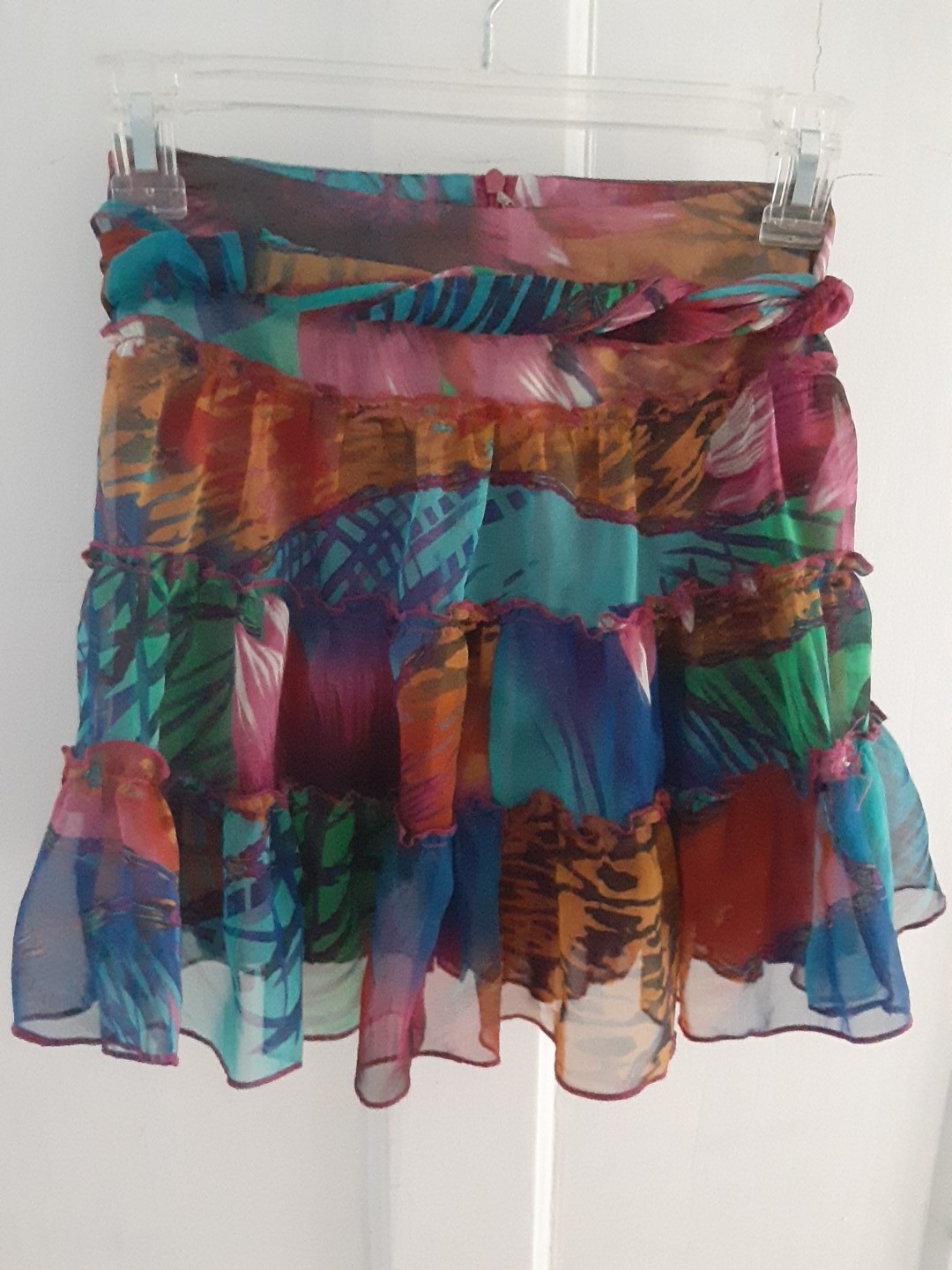 Vintage Ruffled Mini Skirt. Silk/Poly Blend With Ties Size Small
