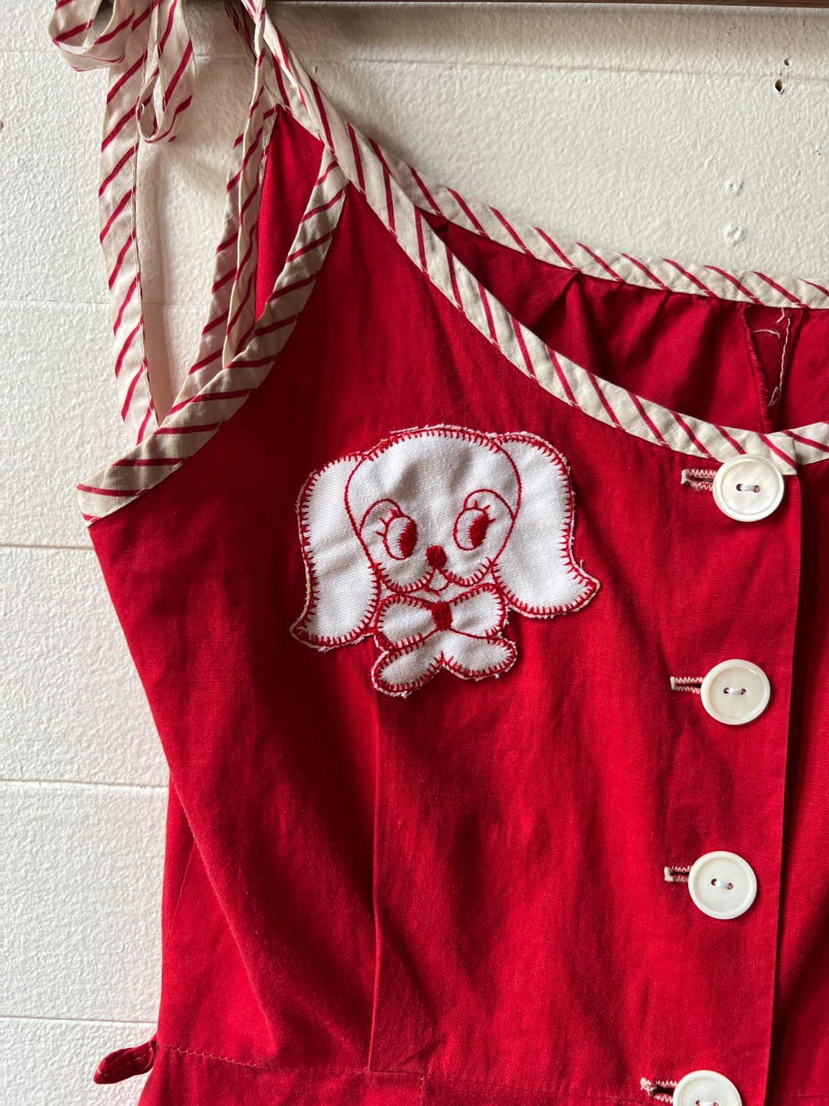 Vintage 1950s PLAYSUIT Romper Jumpsuit Cute Dog Patch – 36x28x27 – AR FL