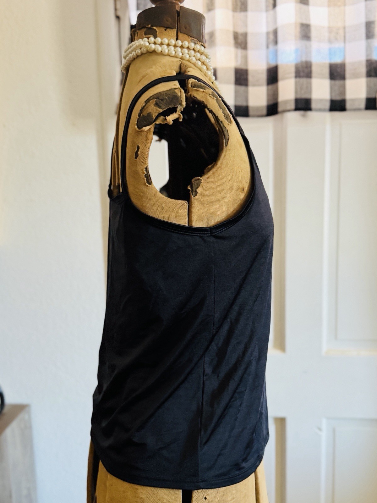 Vintage 80s Vanity Fair Black Stretch Camisole Size: 36/42