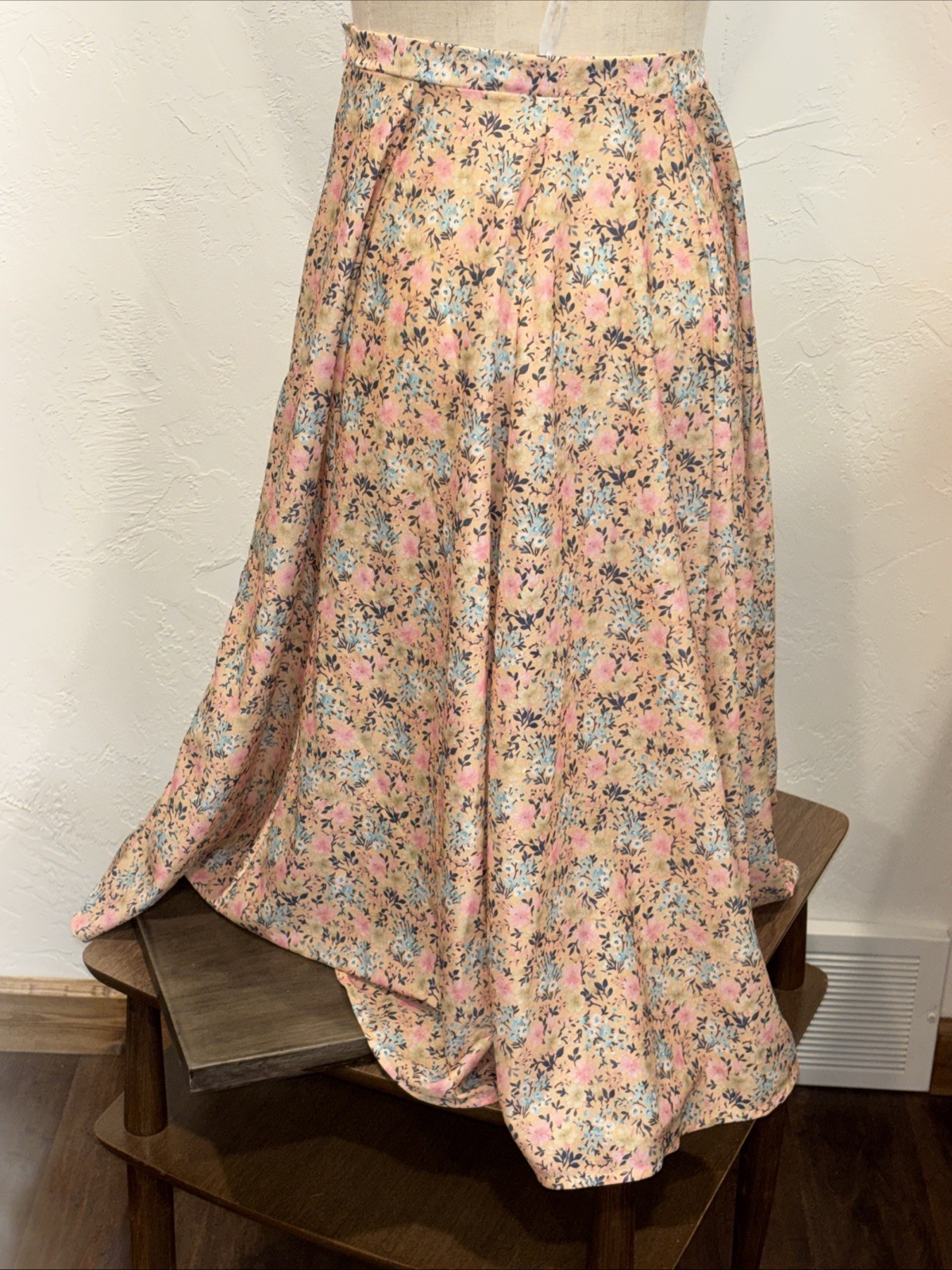 1950s women’s drawstring zipper button skirt Soft!! Size 11/12 Silky
