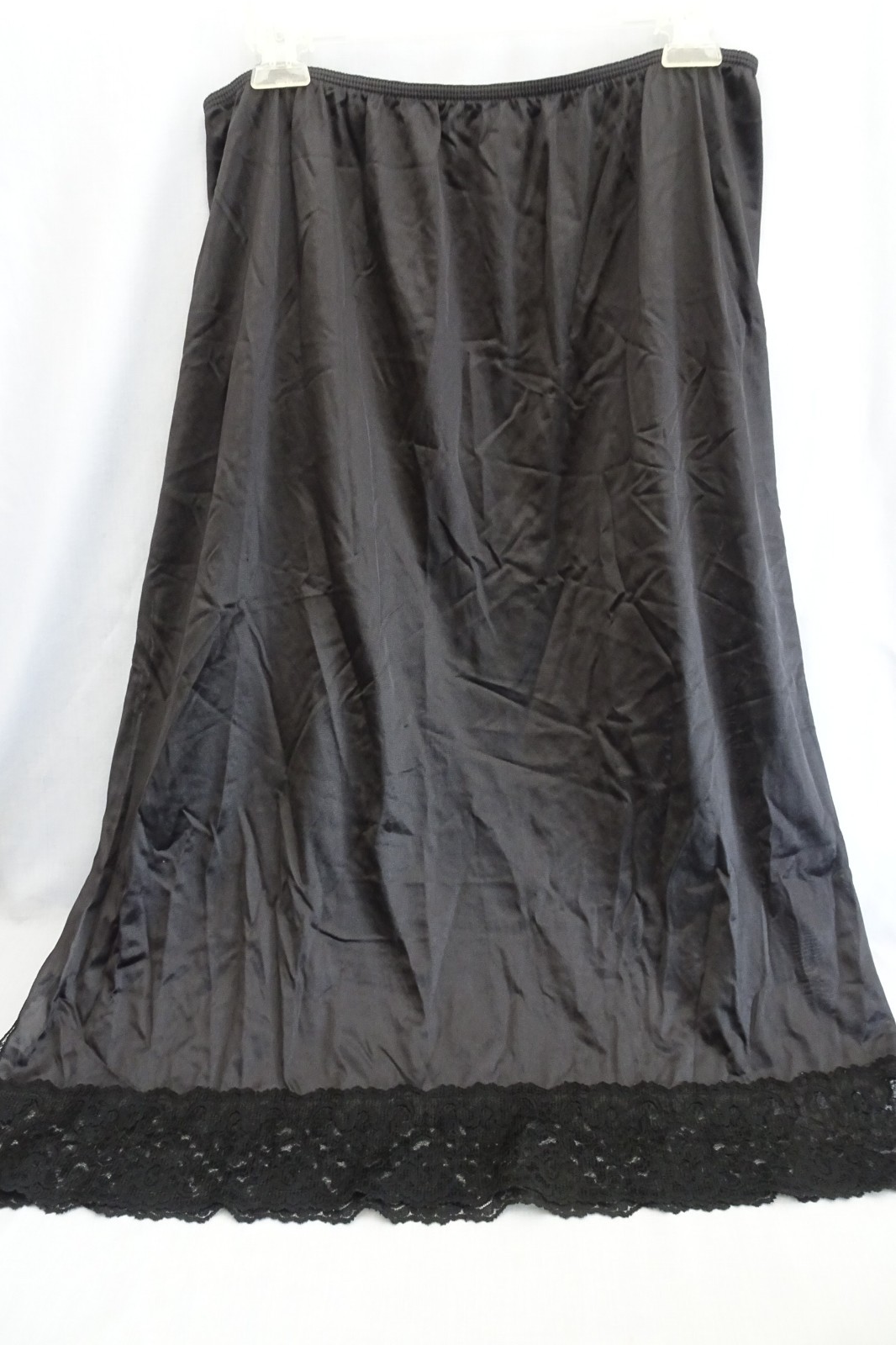 Vintage Sears 30&Prime; Long Half Slip Large Black Chantilly Lace Nylon Slit Lingerie