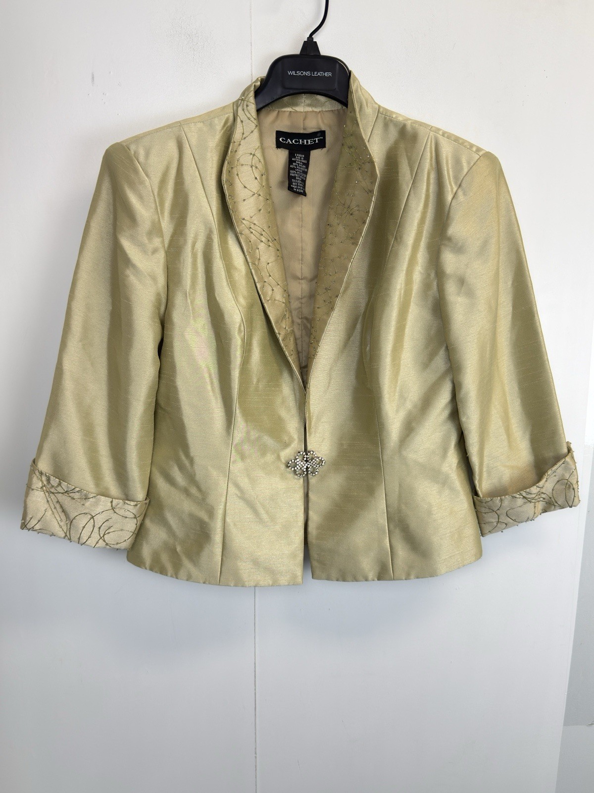 Vintage Cachet Women&rsquo;s 10 Gold Beaded Formal Blazer Jeweled Clasp 3/4 Sleeves